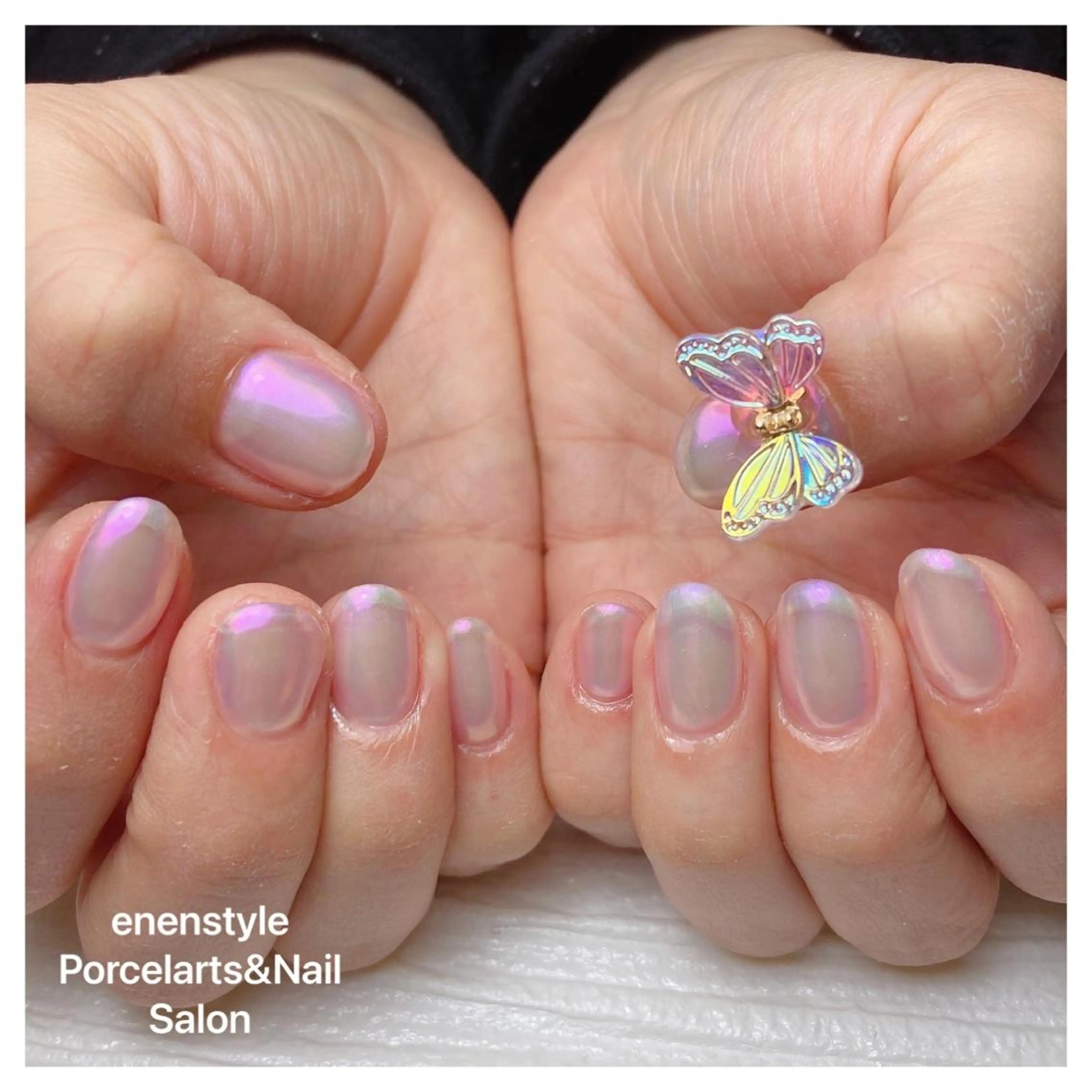 ショート ネイル 👑enen style👑のネイルデザイン