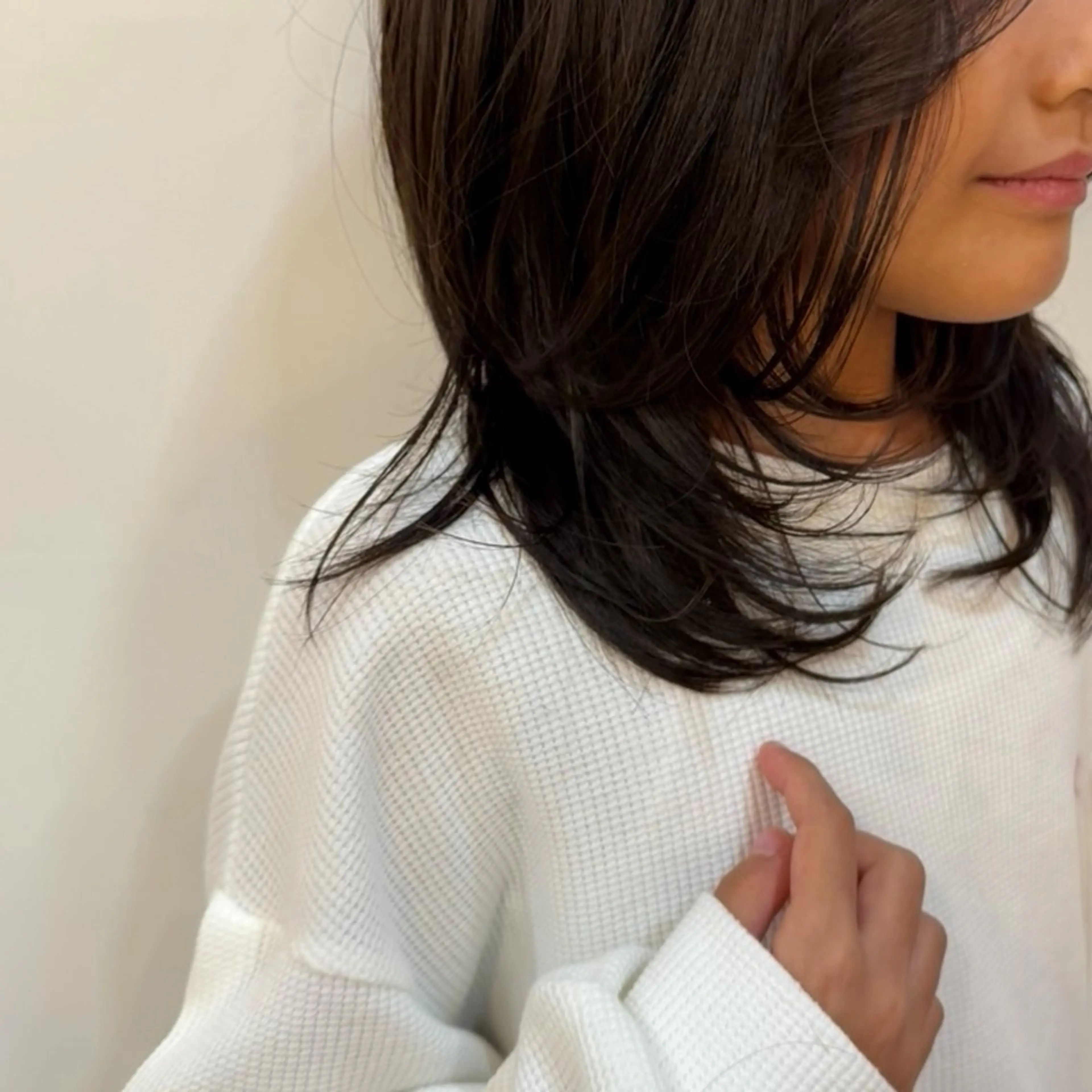 ミディアム knot hair&products成田公津の杜所属・林 莉瑠のヘアスタイル