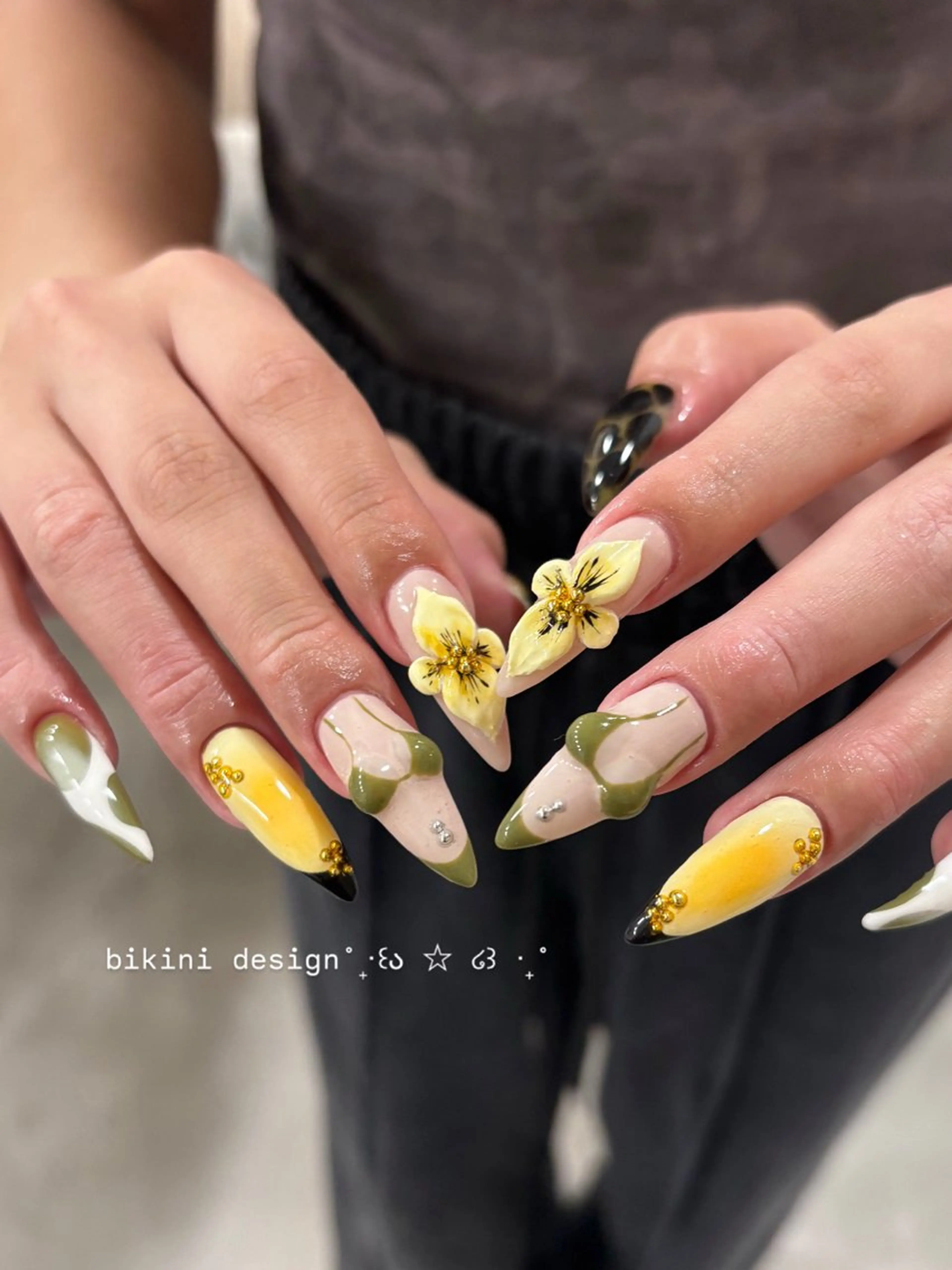 ネイル ハンドネイル 🤎Two ERI🤎のネイルデザイン