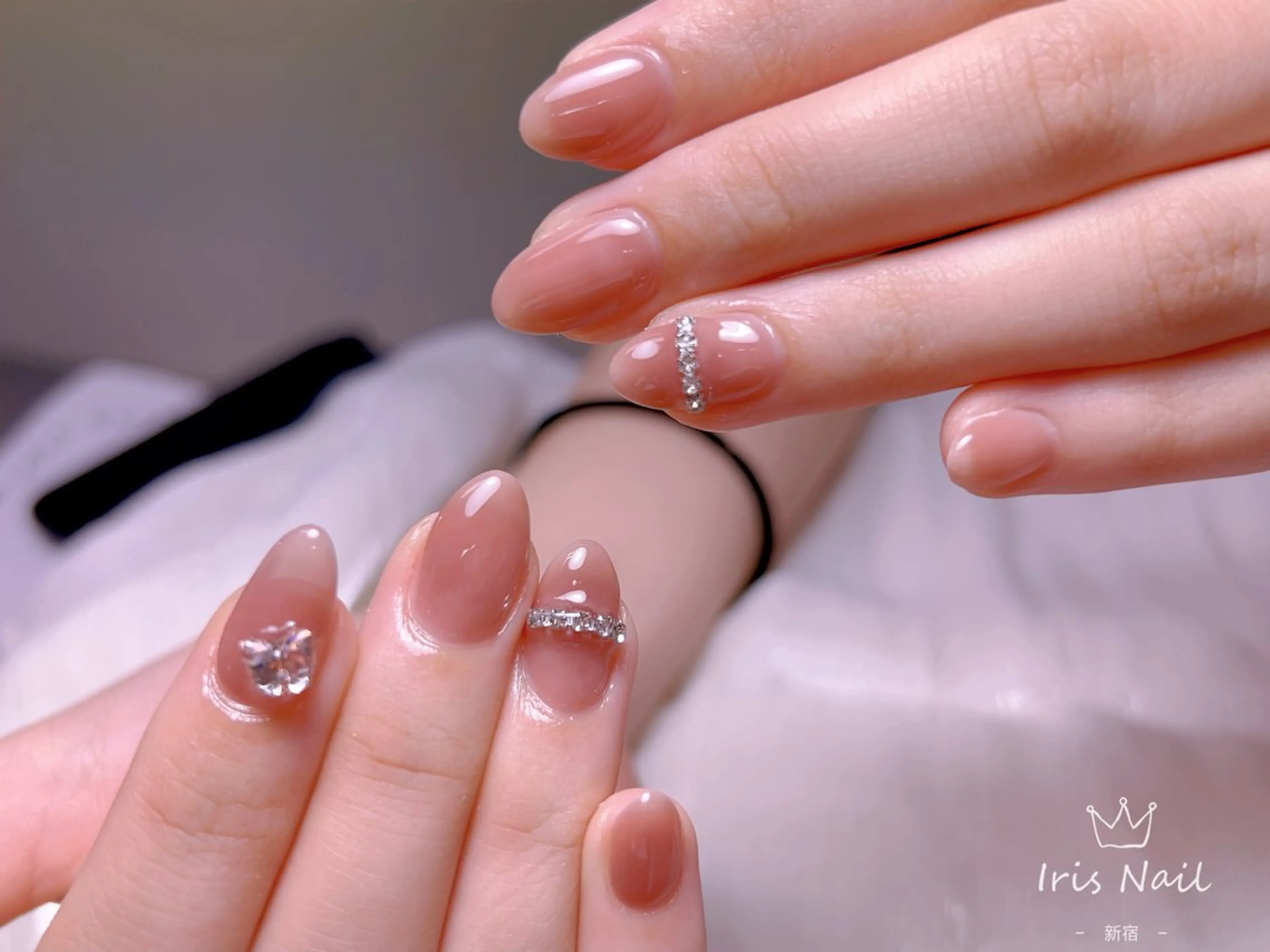 ネイル ハンドネイル 【長さ出し】 IRIS NAILのネイルデザイン