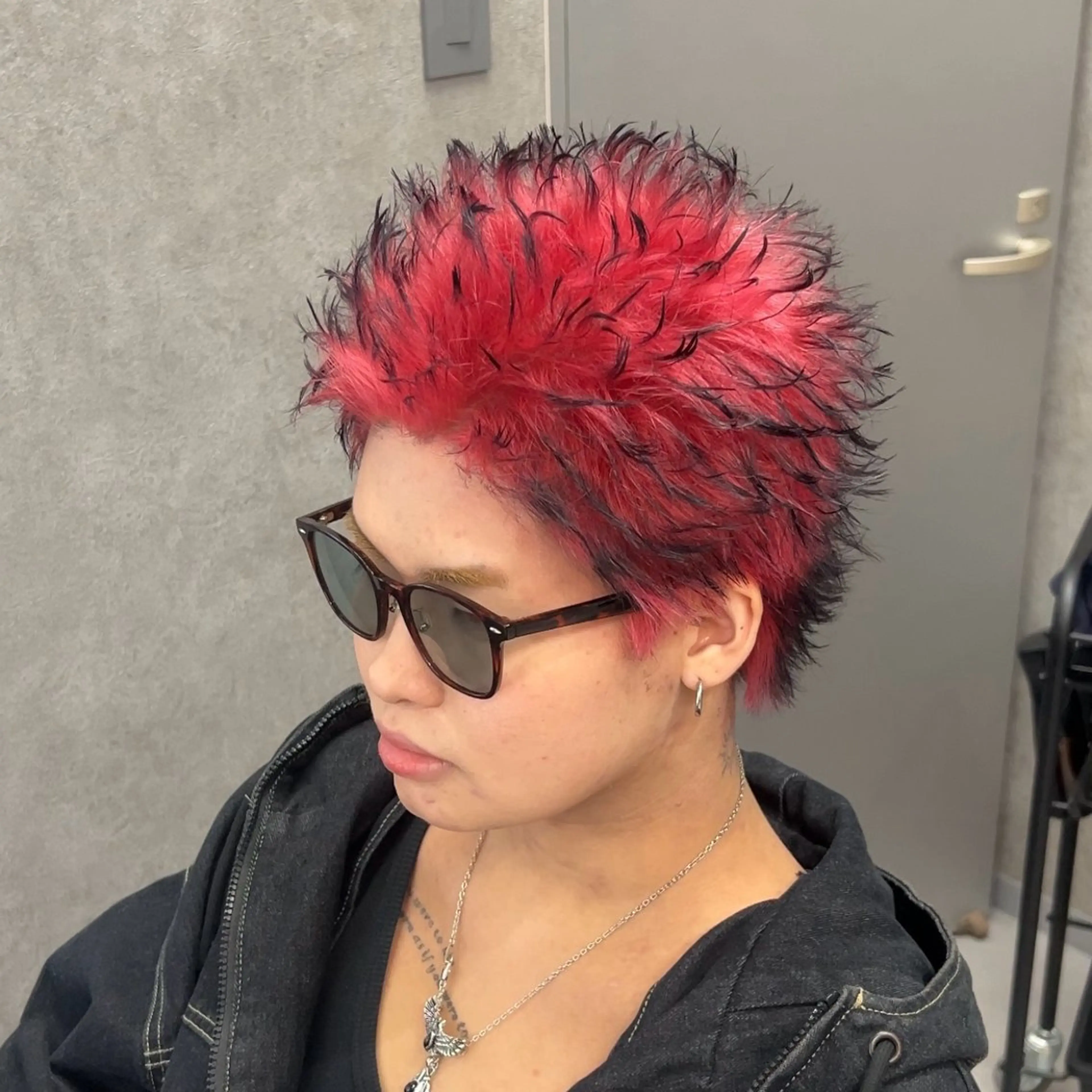 【✨ミニモ限定クーポン✨】メンズカット+トリプルカラー+エンドカラー+スタイリング込み✨の写真