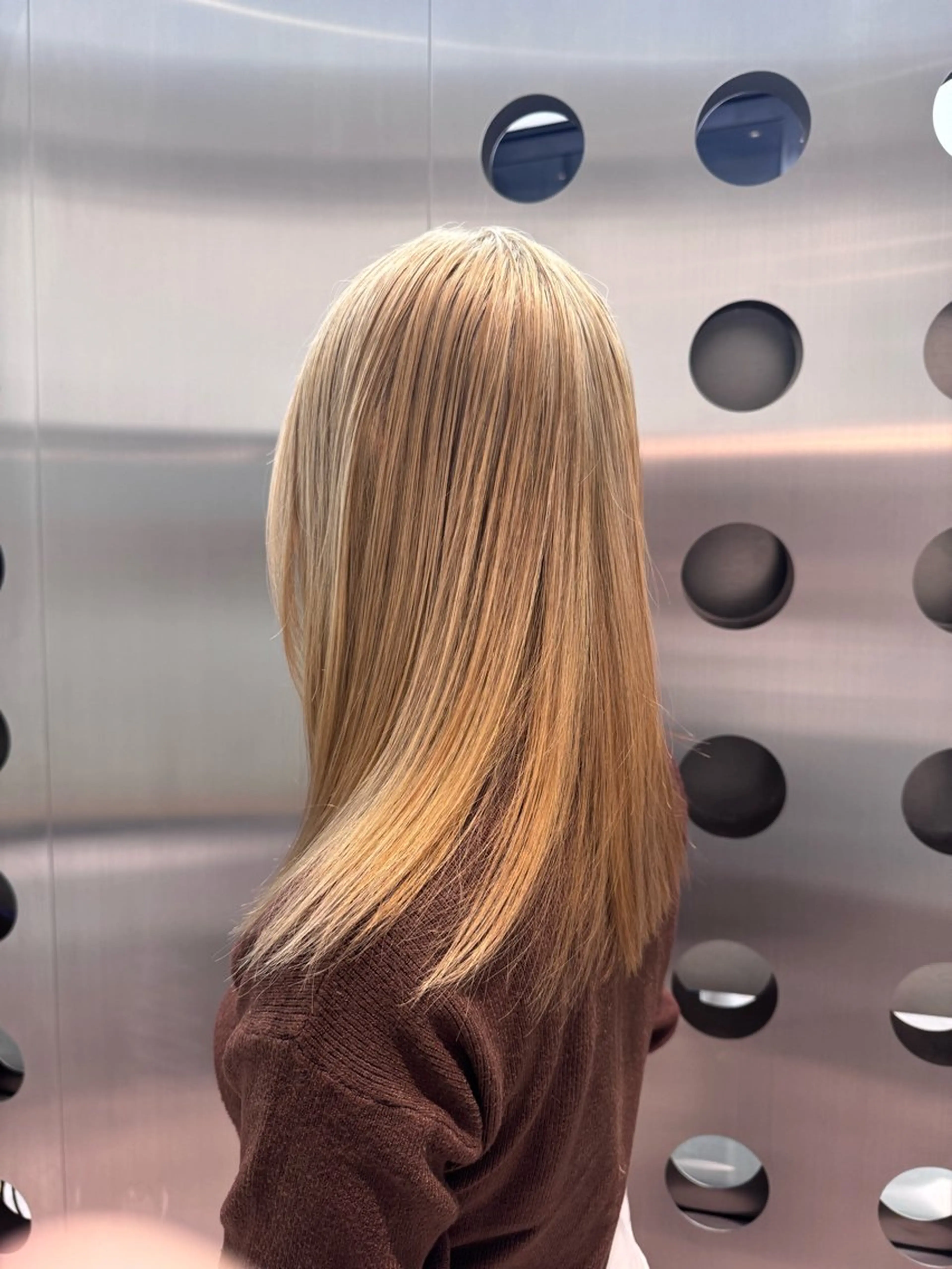 カラー ベージュカラー ブリーチ ヘアカラー 北村 岳久翔のヘアスタイル