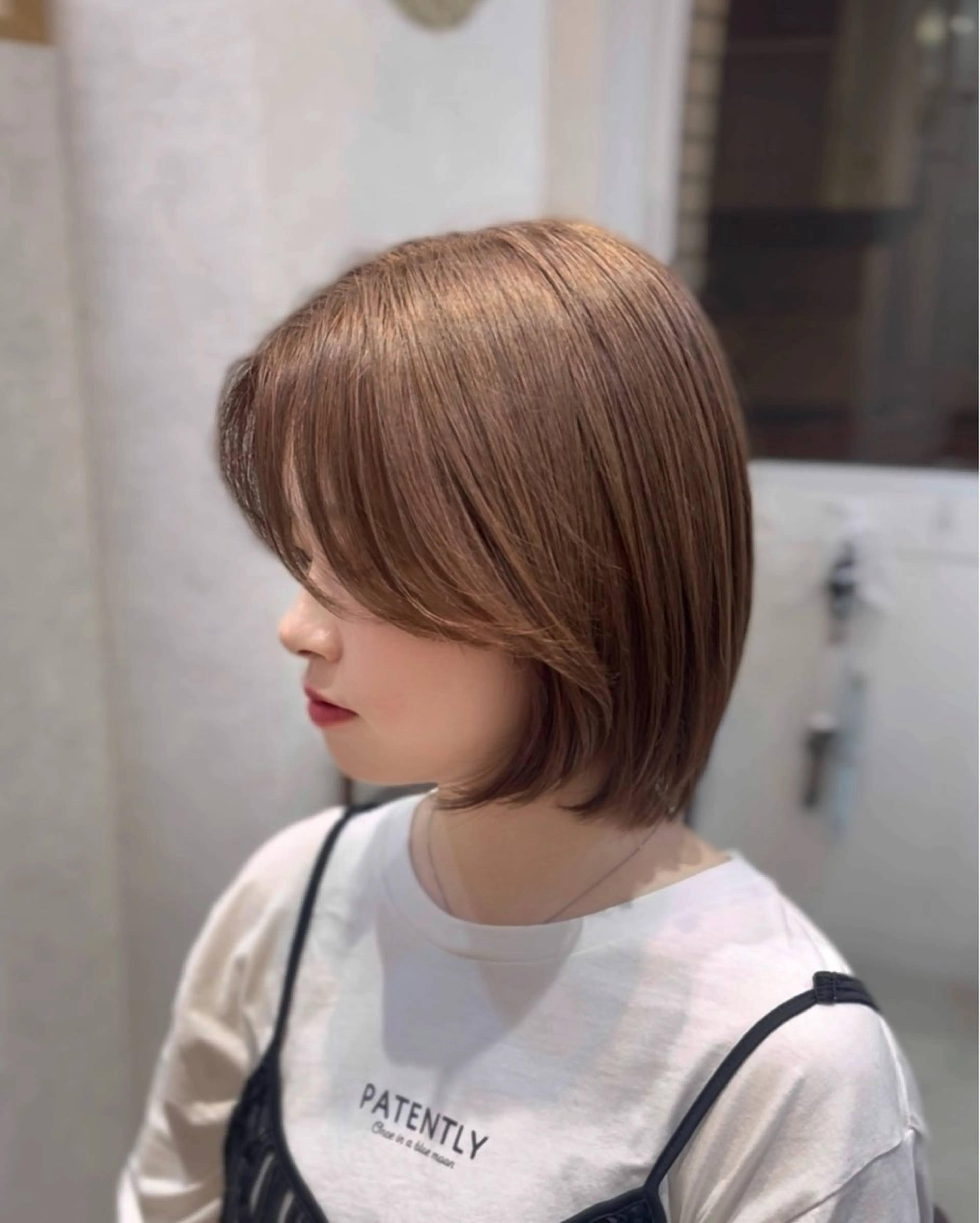 ショート カラー suzuka/透明感 /顔周り/美髪矯正のヘアスタイル