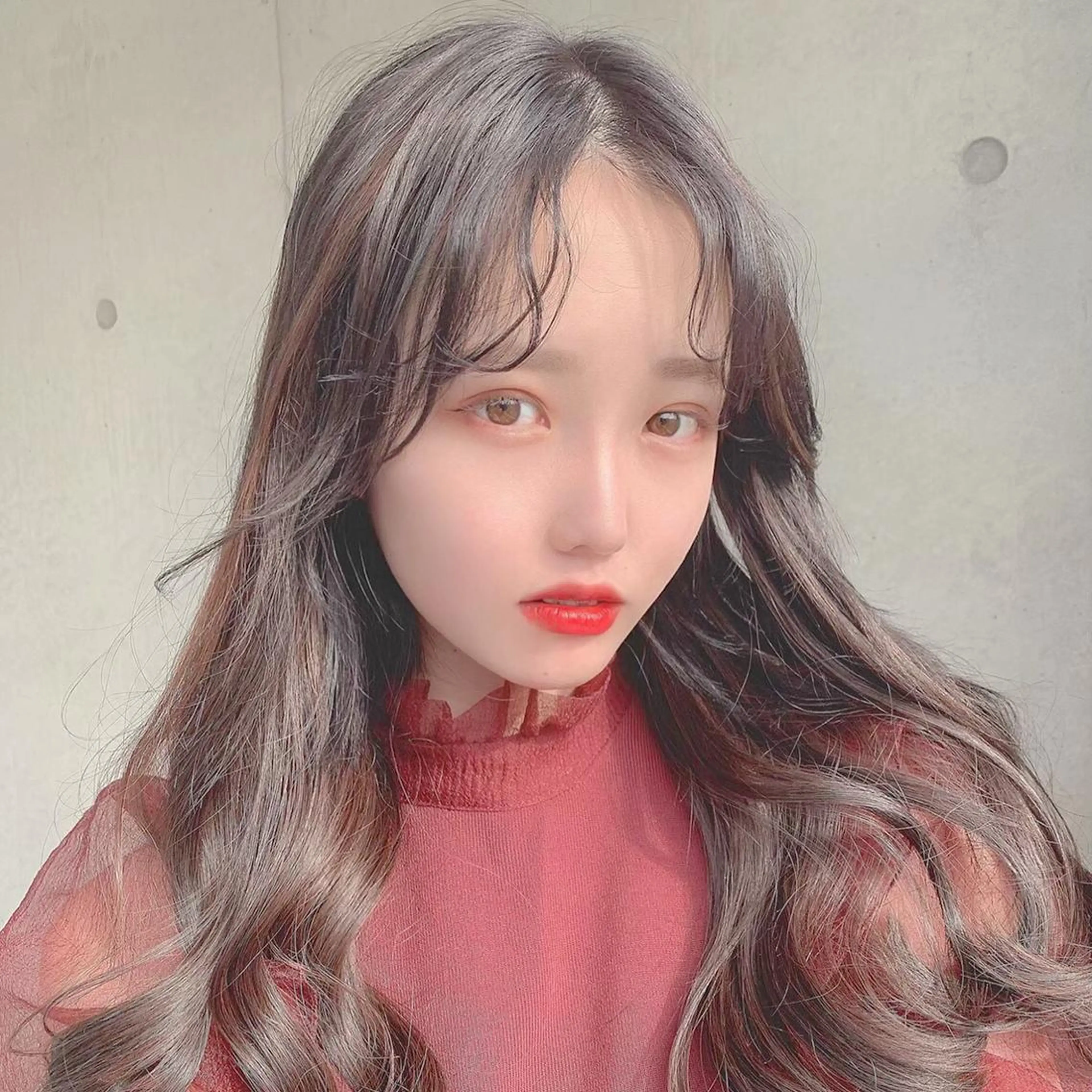 ロング ヘアカラー トリートメント ハイトーン×レイヤー カットTAKUMIのヘアスタイル