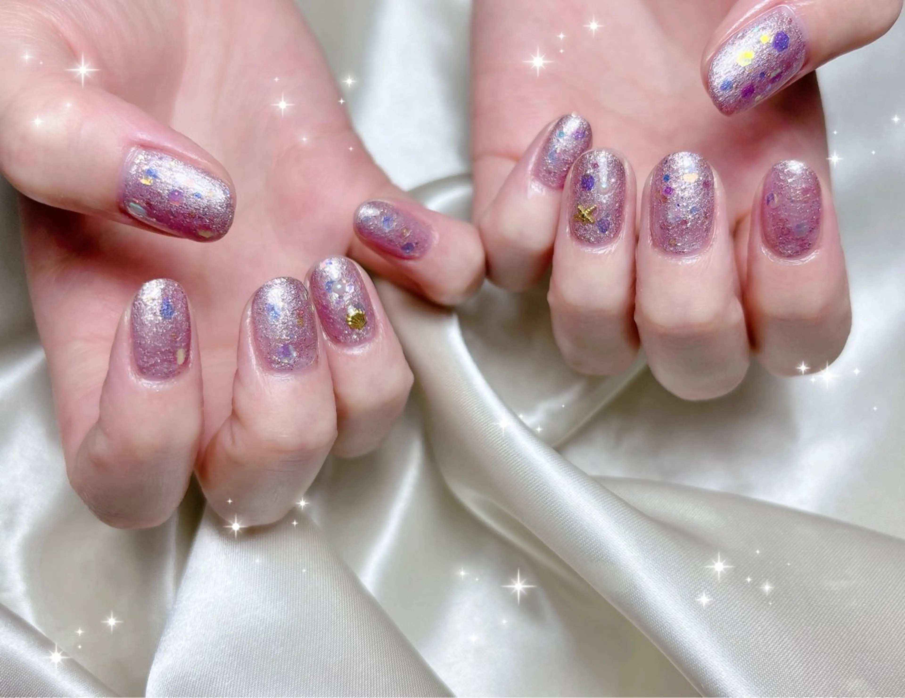 ネイル キラキラネイル パープル ハンドネイル FLARE NAIL フレアネイルのネイルデザイン