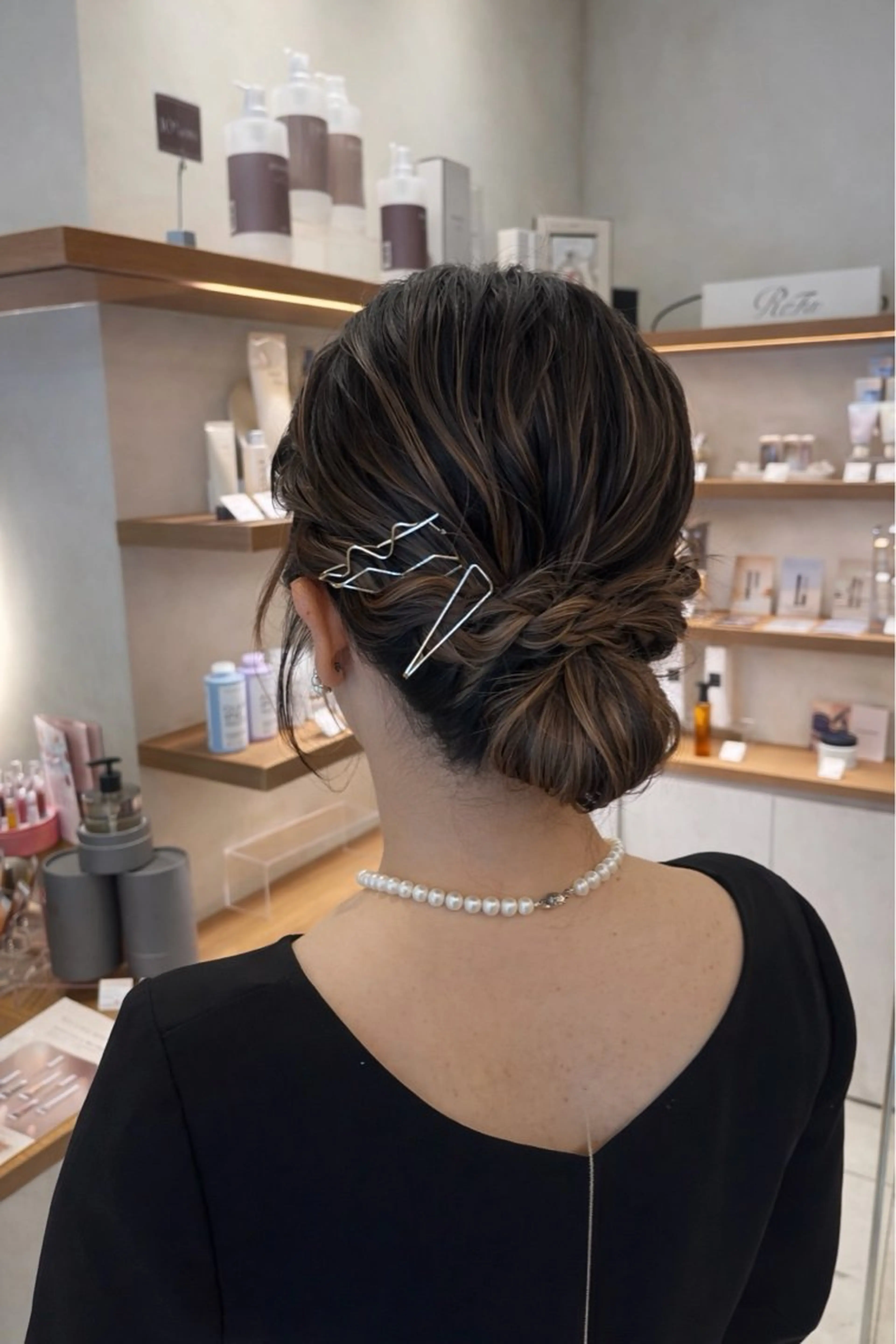 ヘアアレンジ Miwa🦋渋谷/ 透明感カラー/セットのヘアスタイル