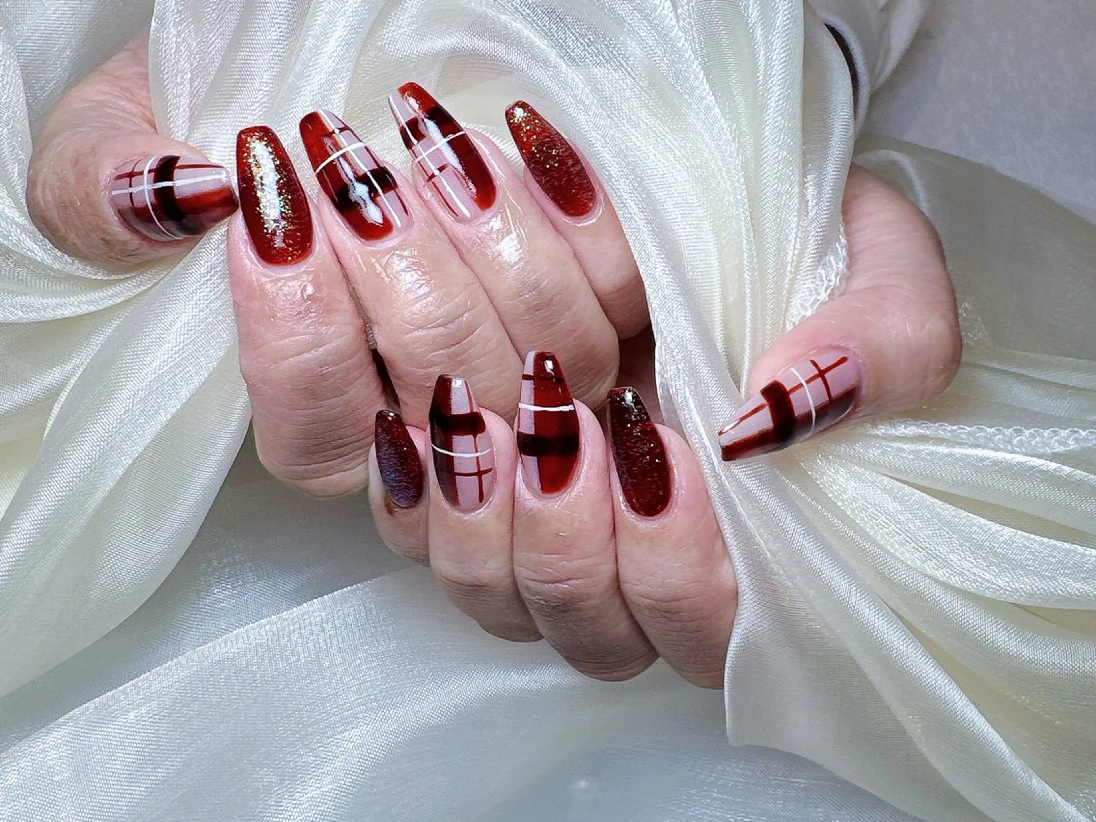 ネイル 長さ出し フレンチネイル ジェルネイル ガラスフレンチ 韓国ネイル HD Studioのネイルデザイン