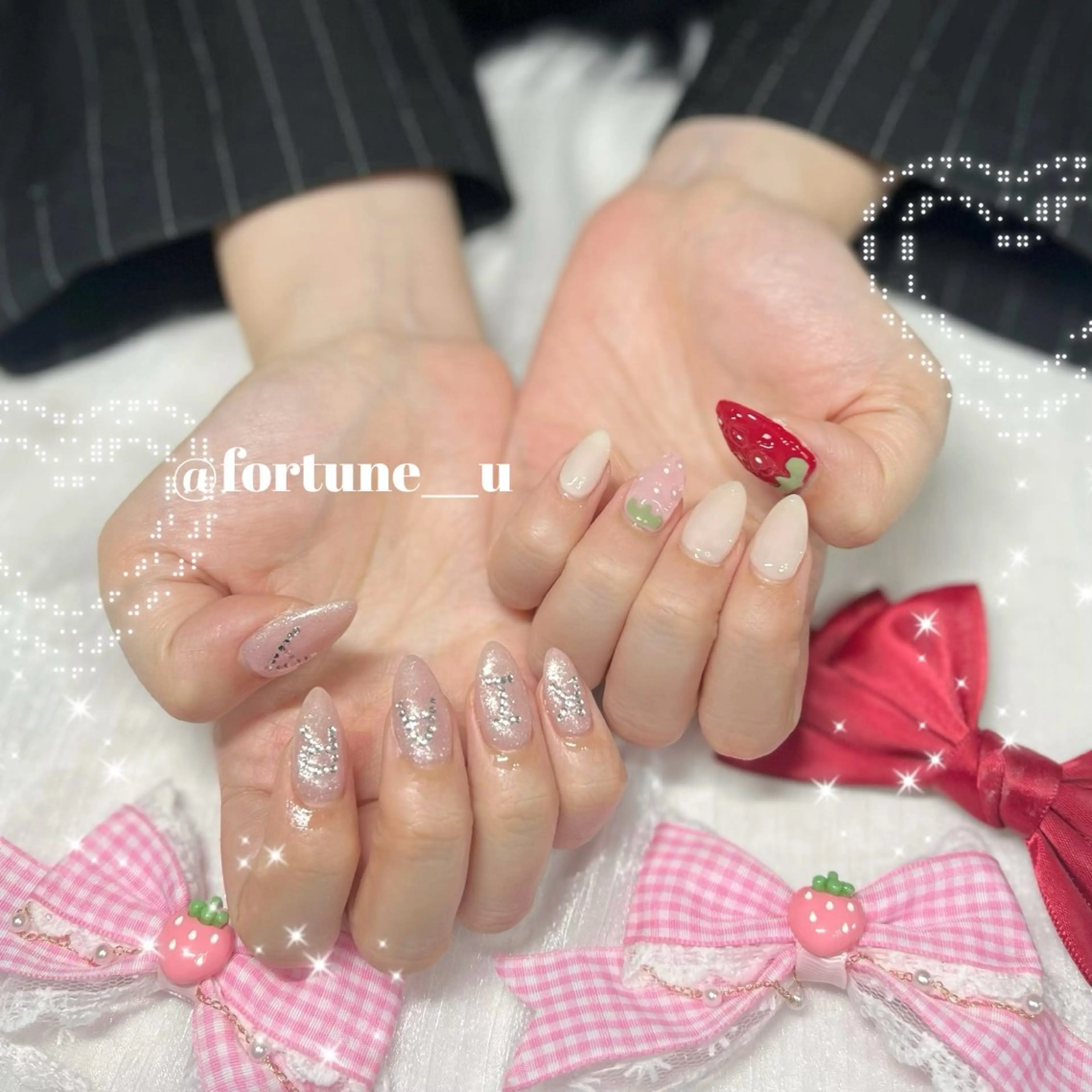 ネイル ガーリー 韓国ネイル 持ち込み ワンホンネイル ハンドネイル 💜✩.* Yuuna💜のネイルデザイン