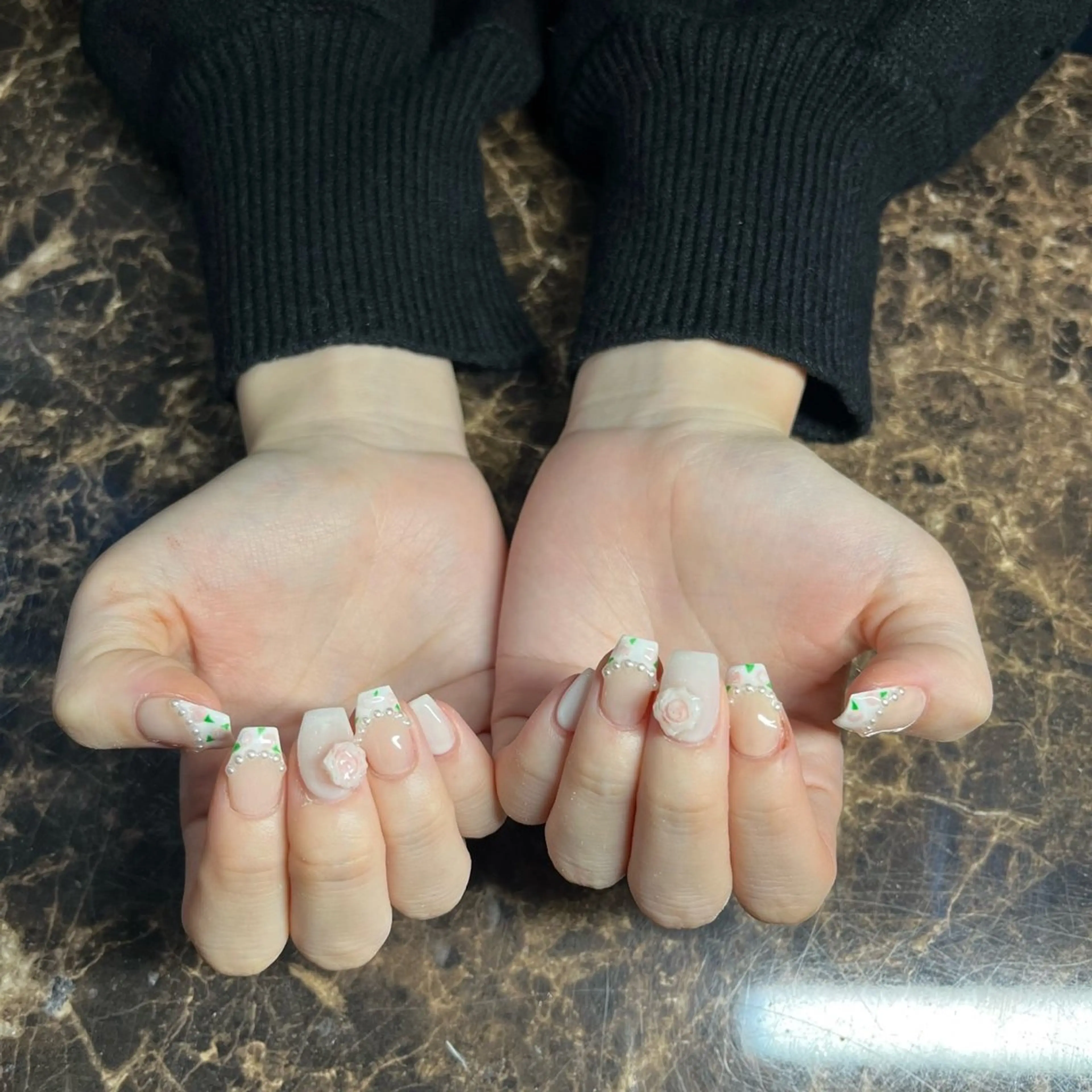 ネイル IROHA nail Ami🐊🎀のネイルデザイン