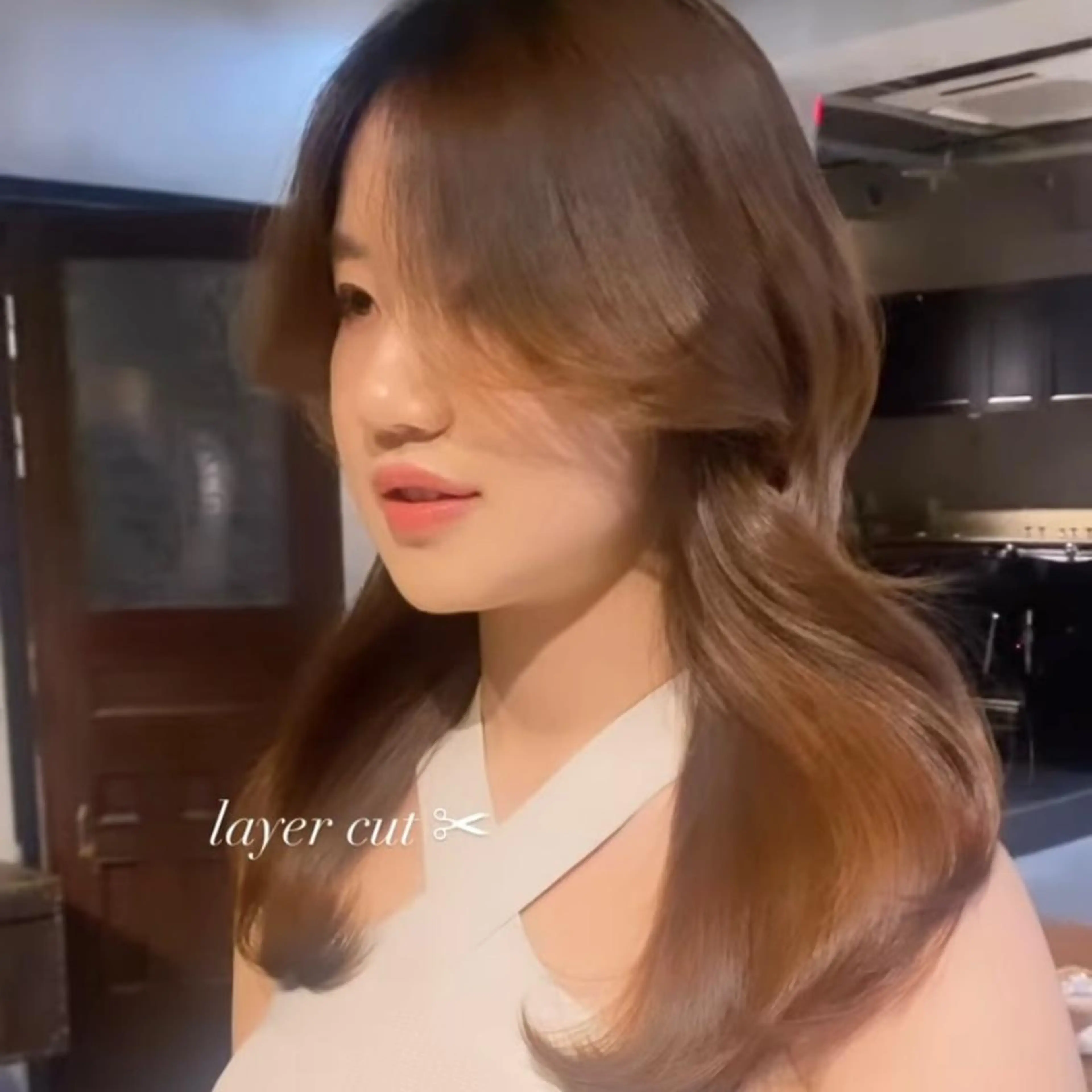 ロング カット ヘアカラー トリートメント 韓国レイヤー/透明感 カラー🦋mioのヘアスタイル