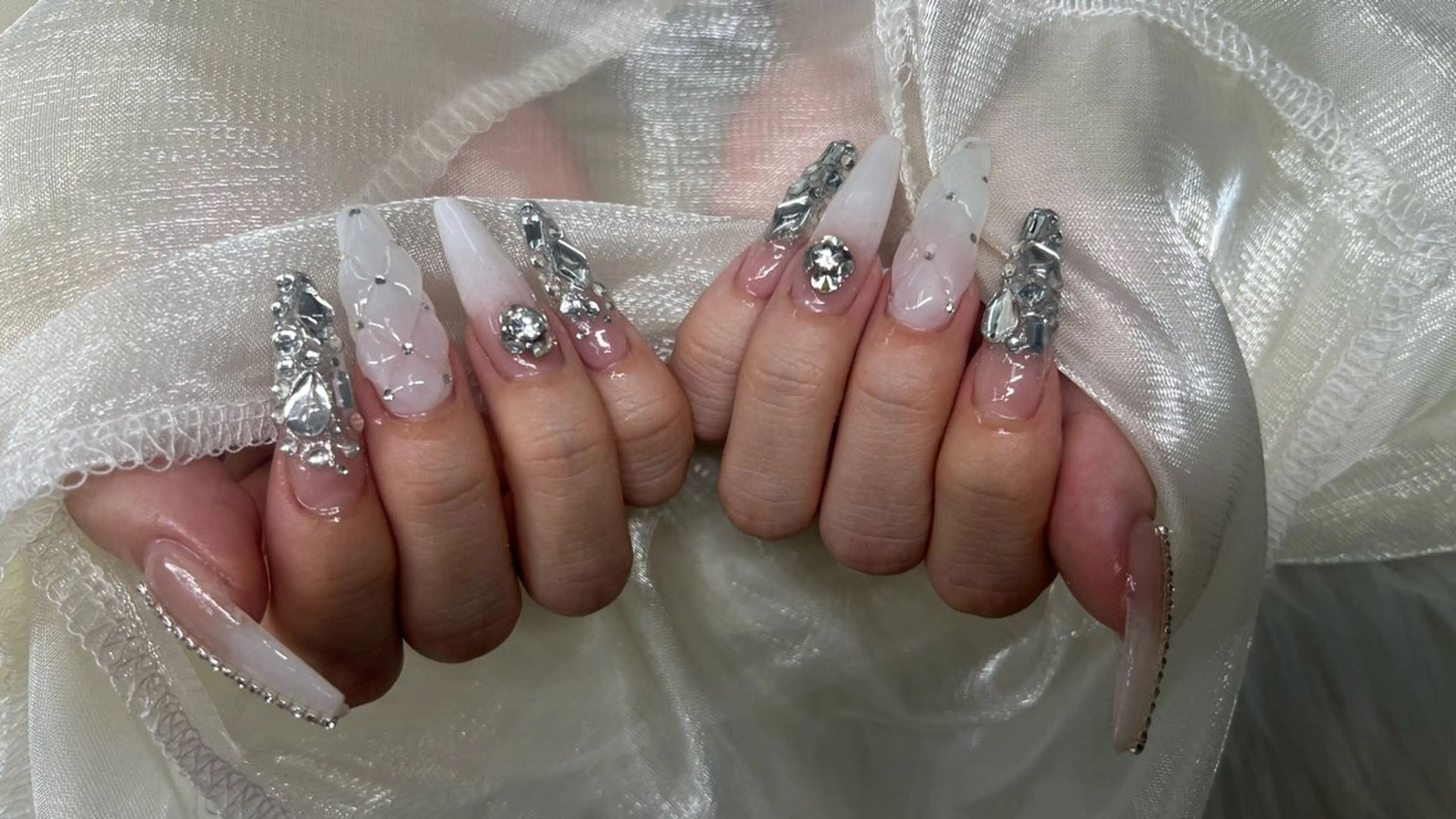 チップスカルプ持ち込みデザイン150分付け放題(オフなし)💚の写真