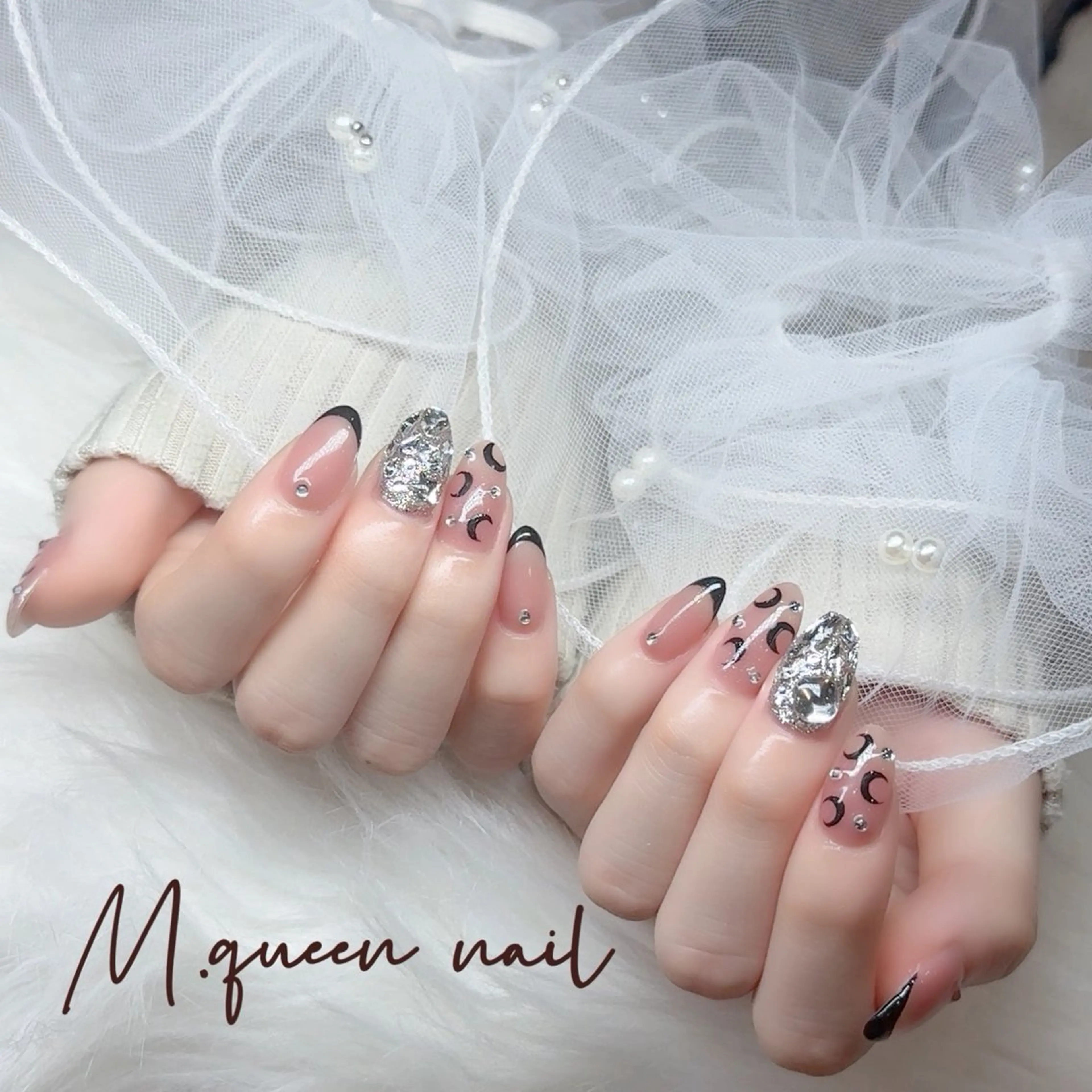 ネイル MQueen ネイルサロンのネイルデザイン