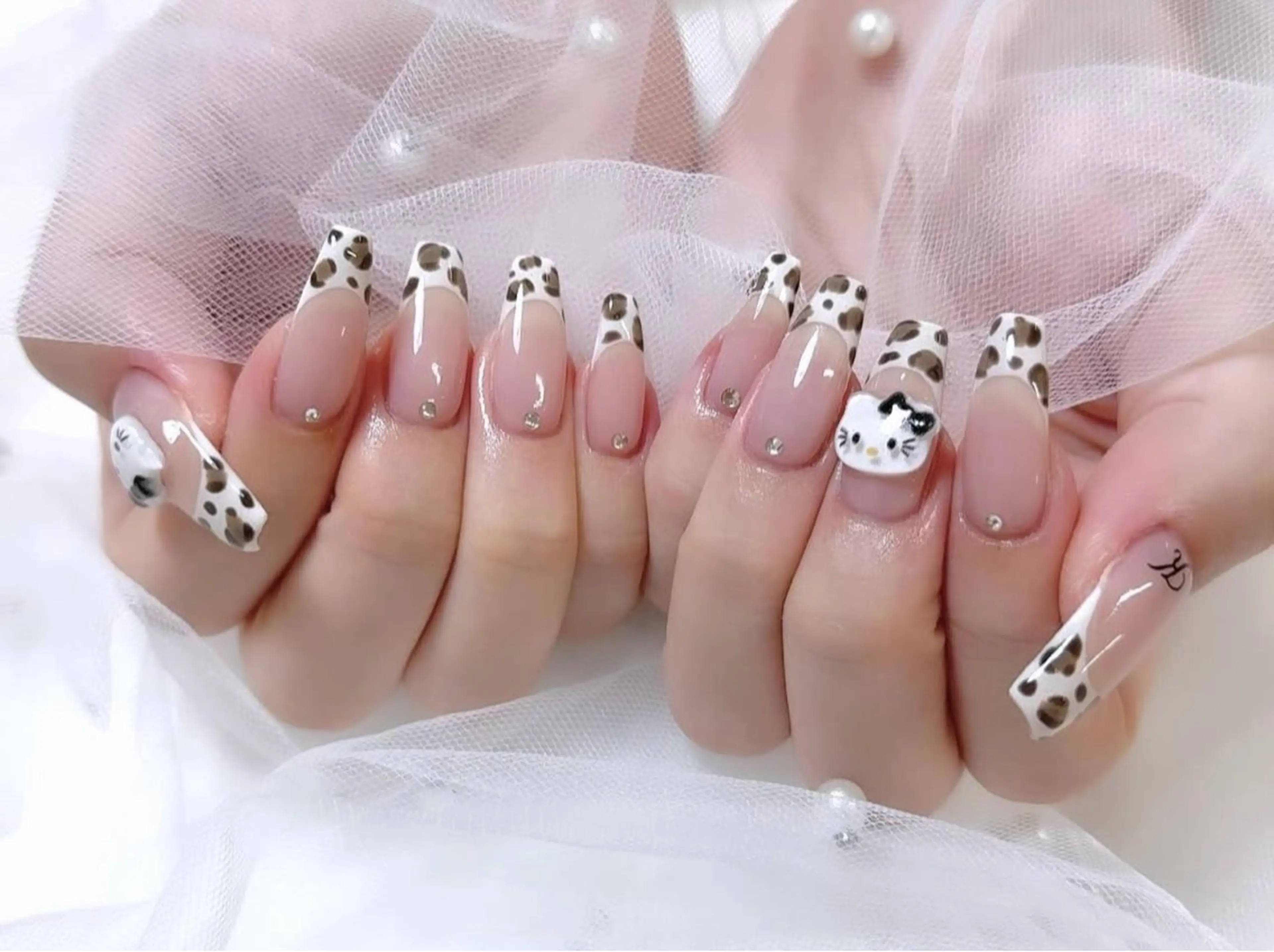ネイル アートネイル フレンチネイル ジェルネイル ニュアンスネイル オフィスネイル Nie Nail Shinokuboのネイルデザイン