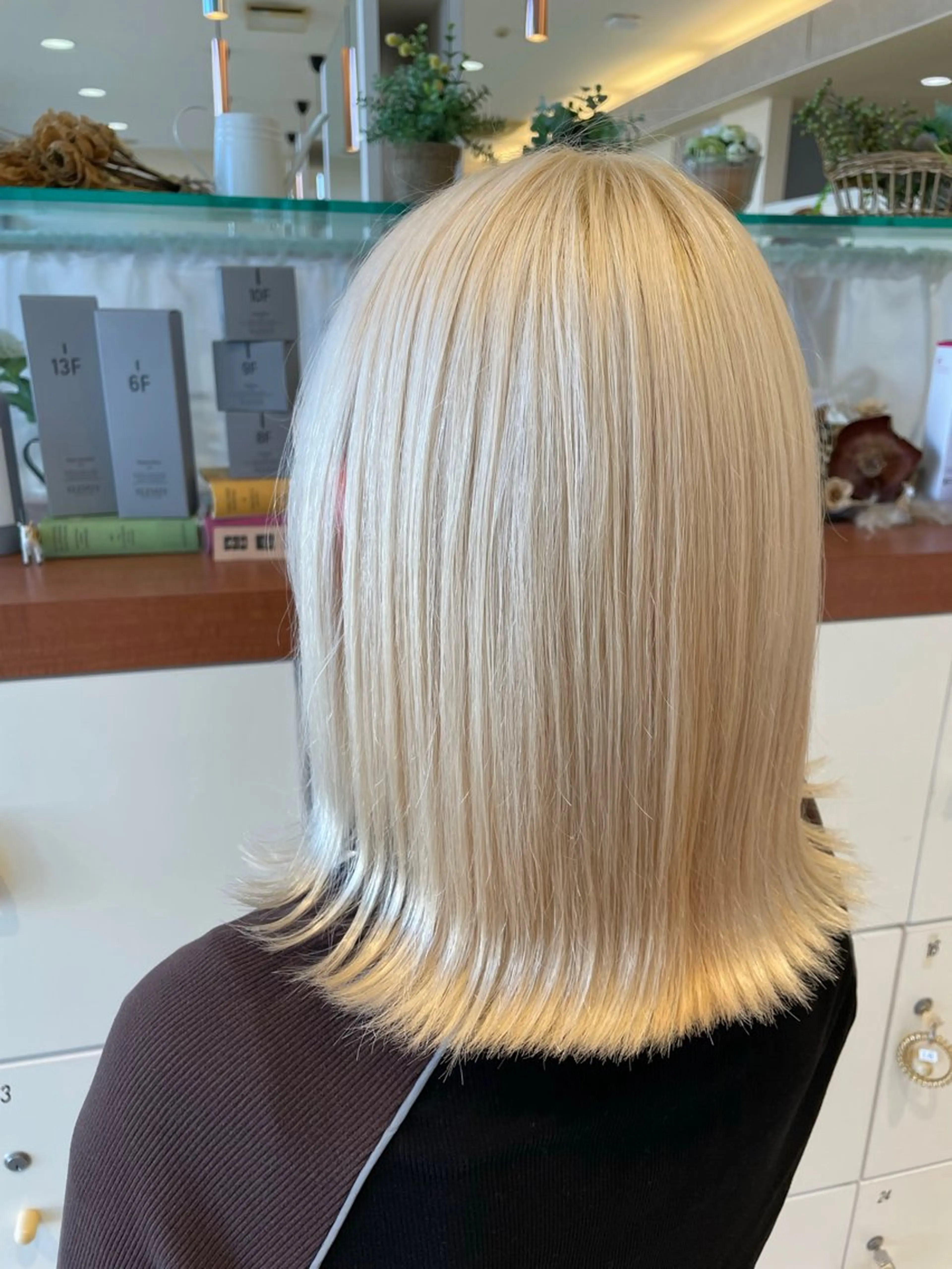 セミロング カット ヘアカラー トリートメント 日置 大智のヘアスタイル