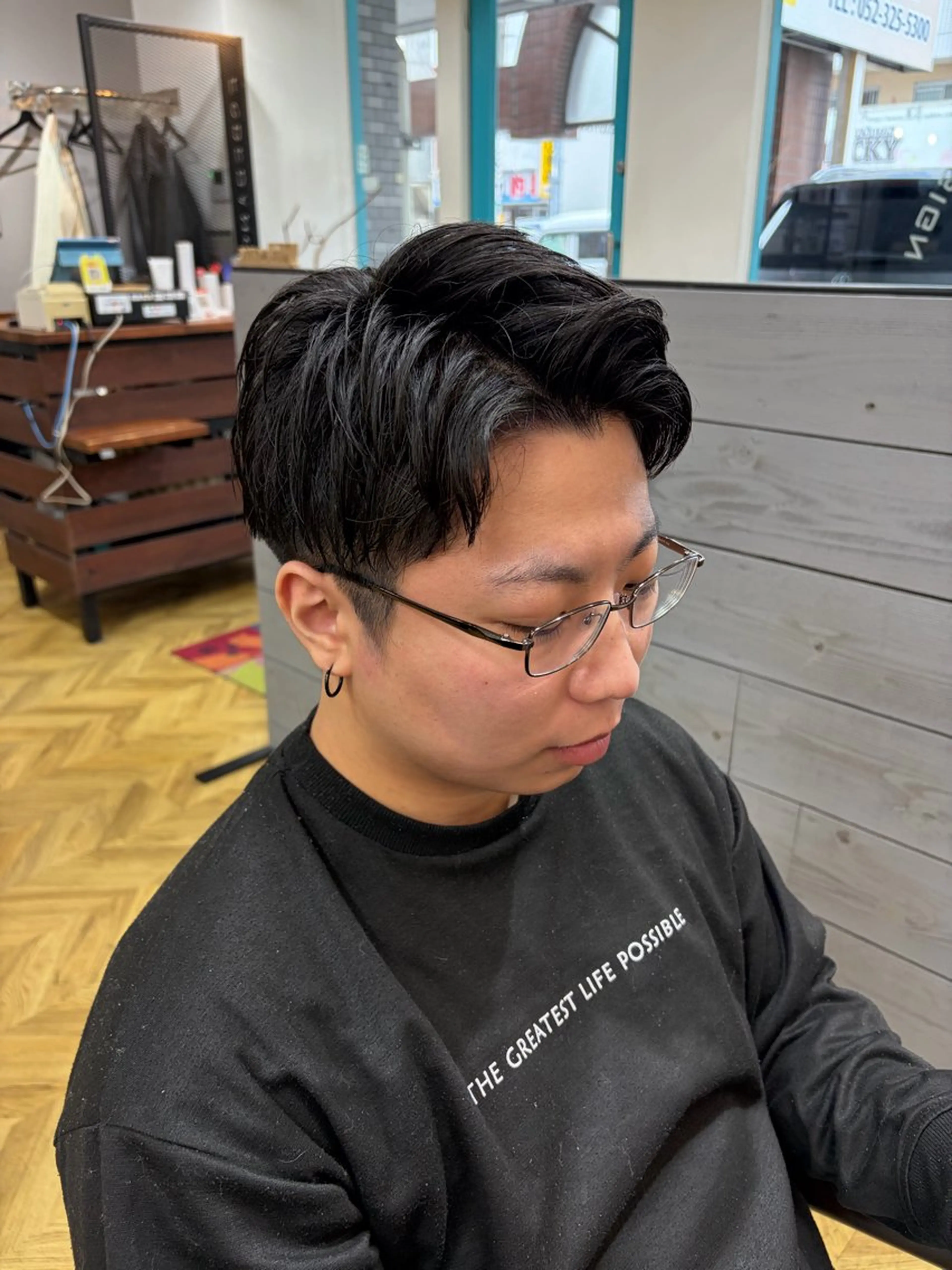 メンズ アップバング 永吉 琉海のヘアスタイル