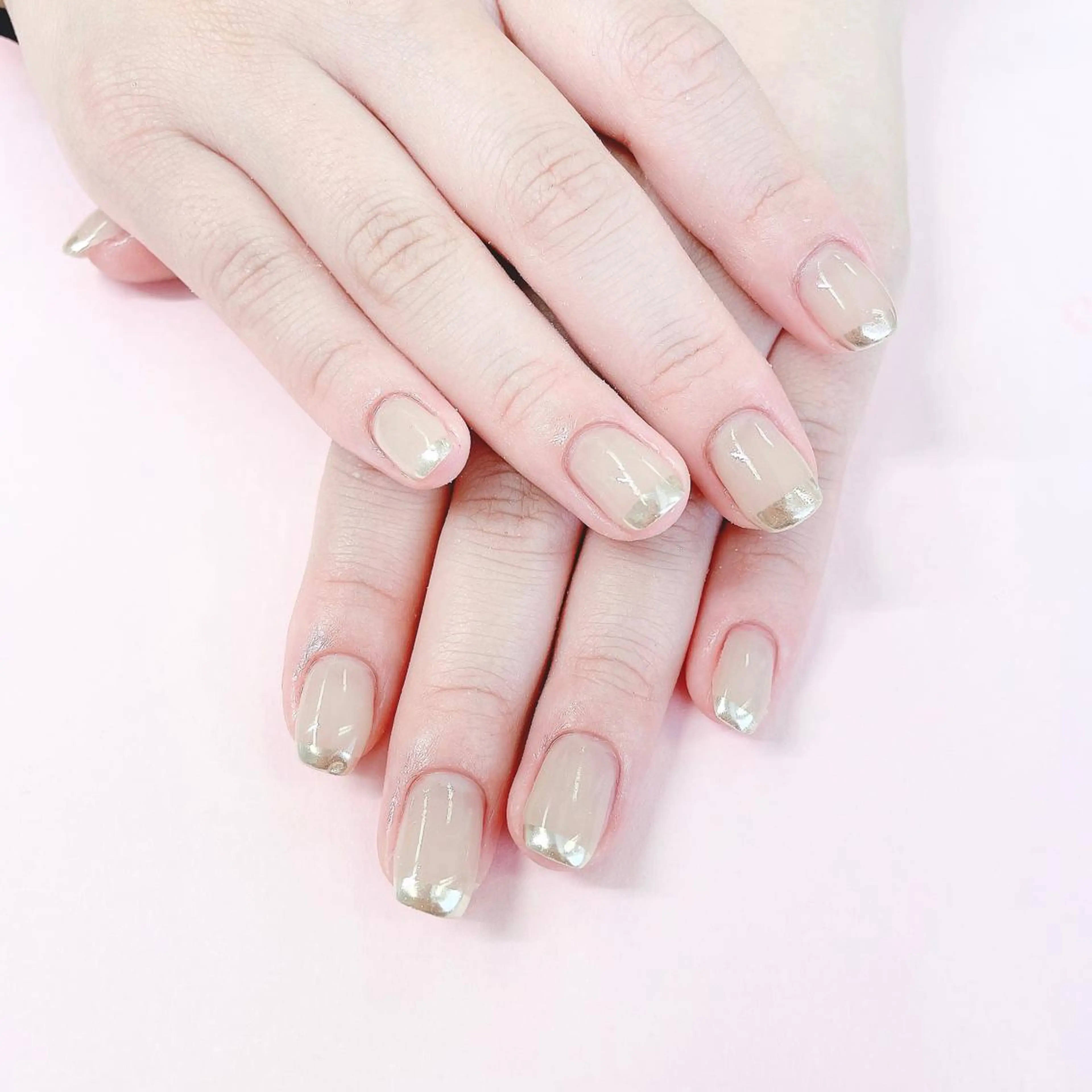 ネイル フレンチネイル ミラーネイル ハンドネイル 大阪福島韓国束感まつ げ Sayaka🤍のマツエク・マツパデザイン