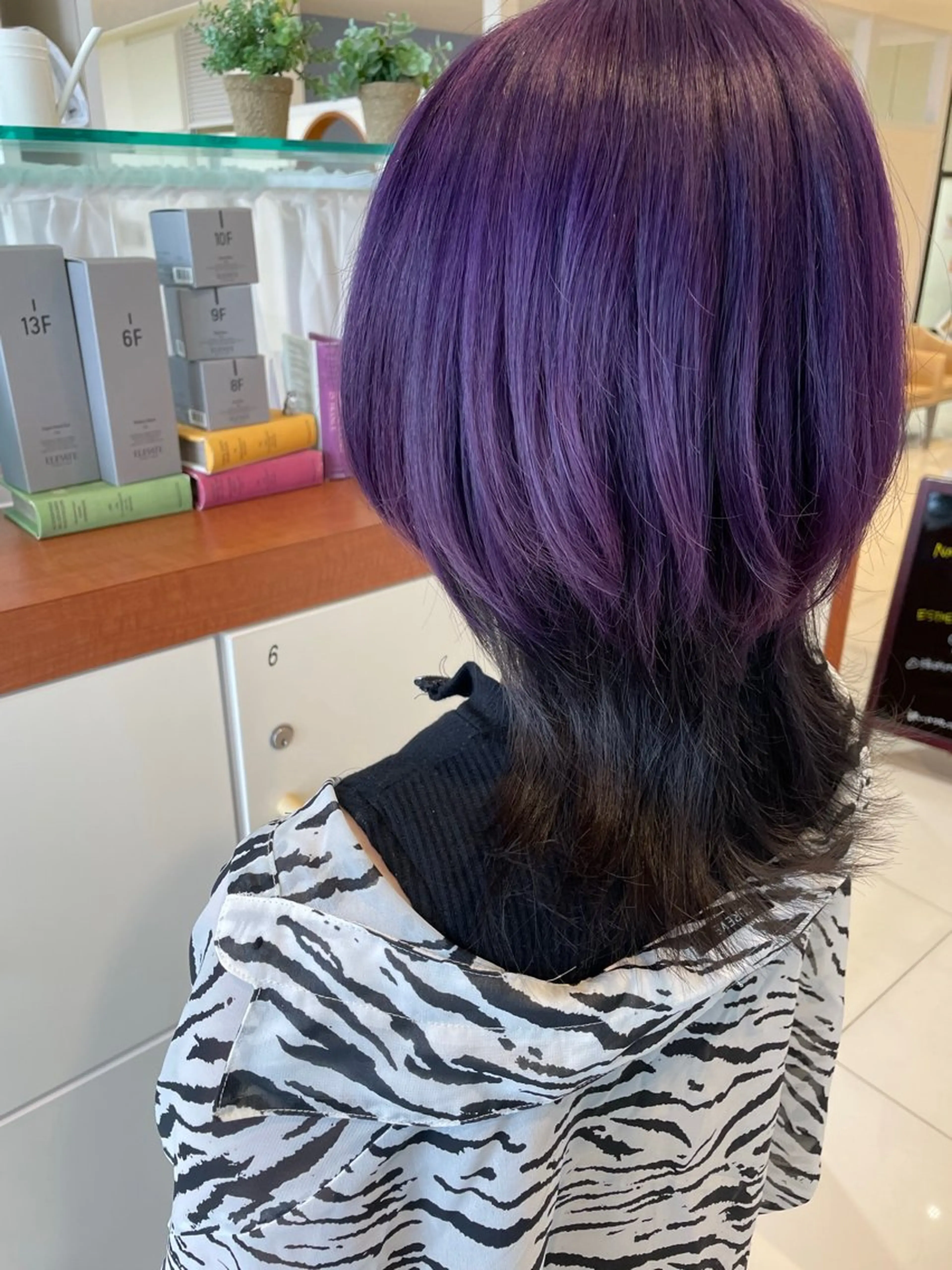 ミディアム カット ヘアカラー トリートメント 日置 大智のヘアスタイル