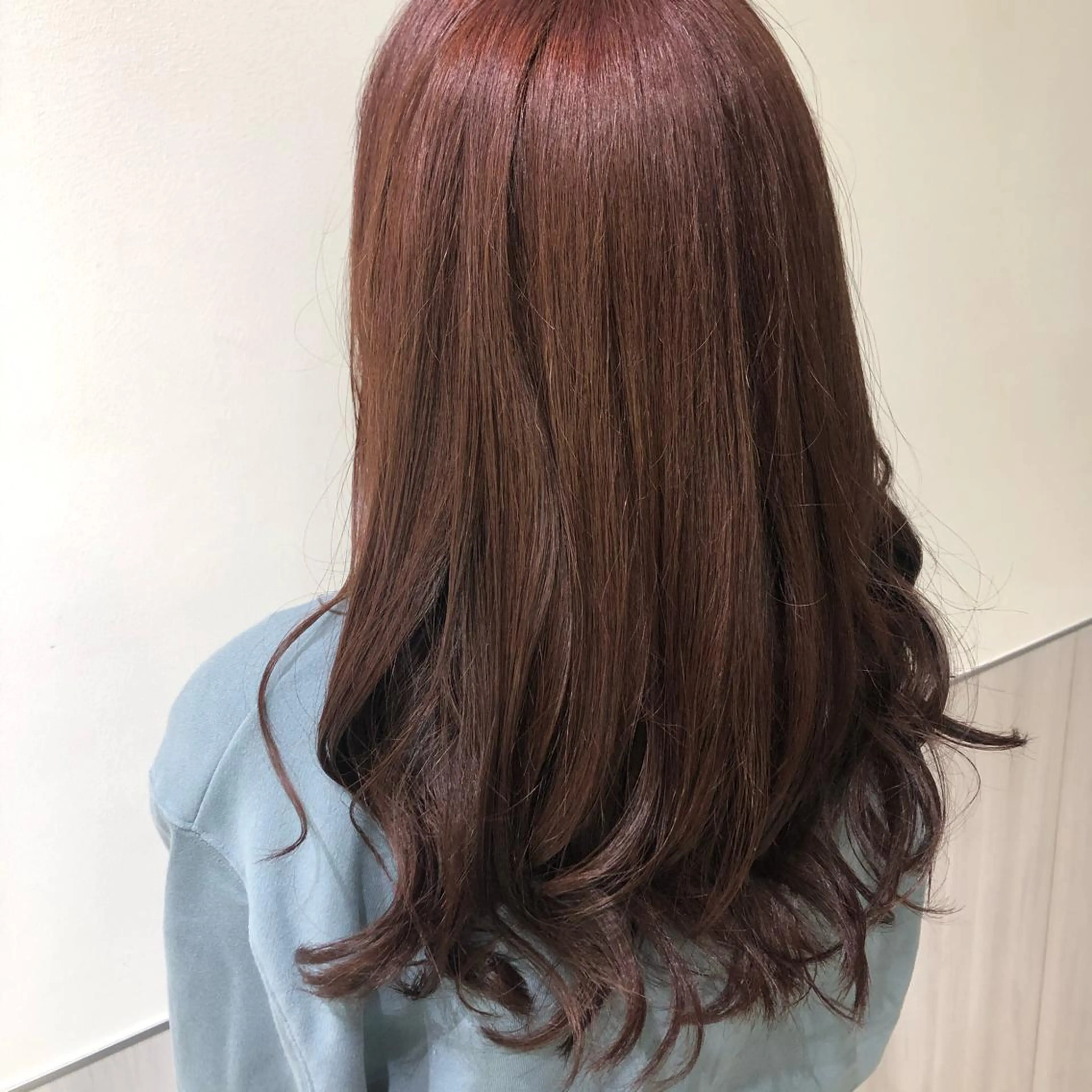 ロング カラー ブリーチ ブリーチなしカラー カット ヘアカラー 透明感カラー🩵 mioのヘアスタイル