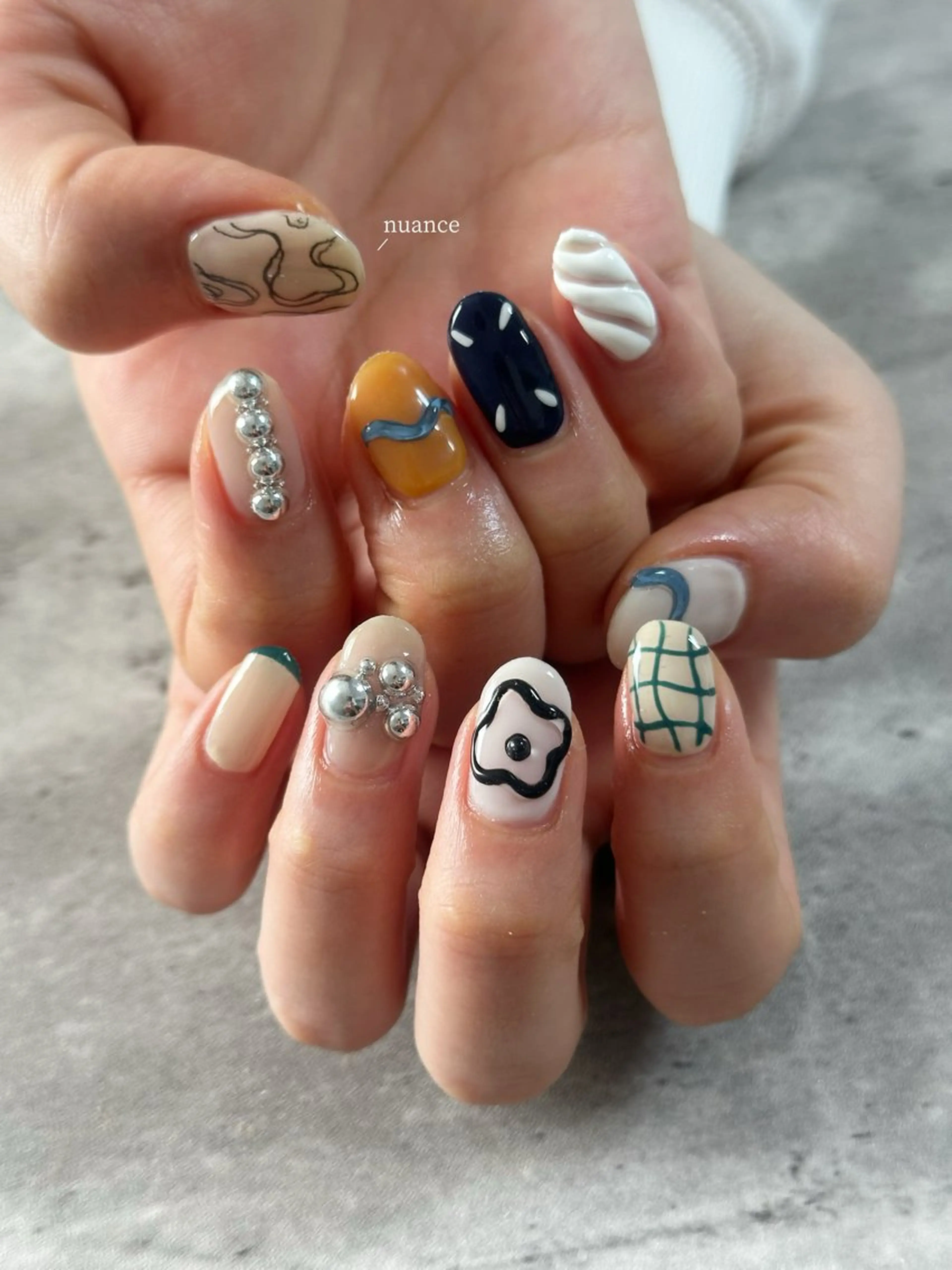 ネイル ハンドネイル One's Nail Roomのネイルデザイン