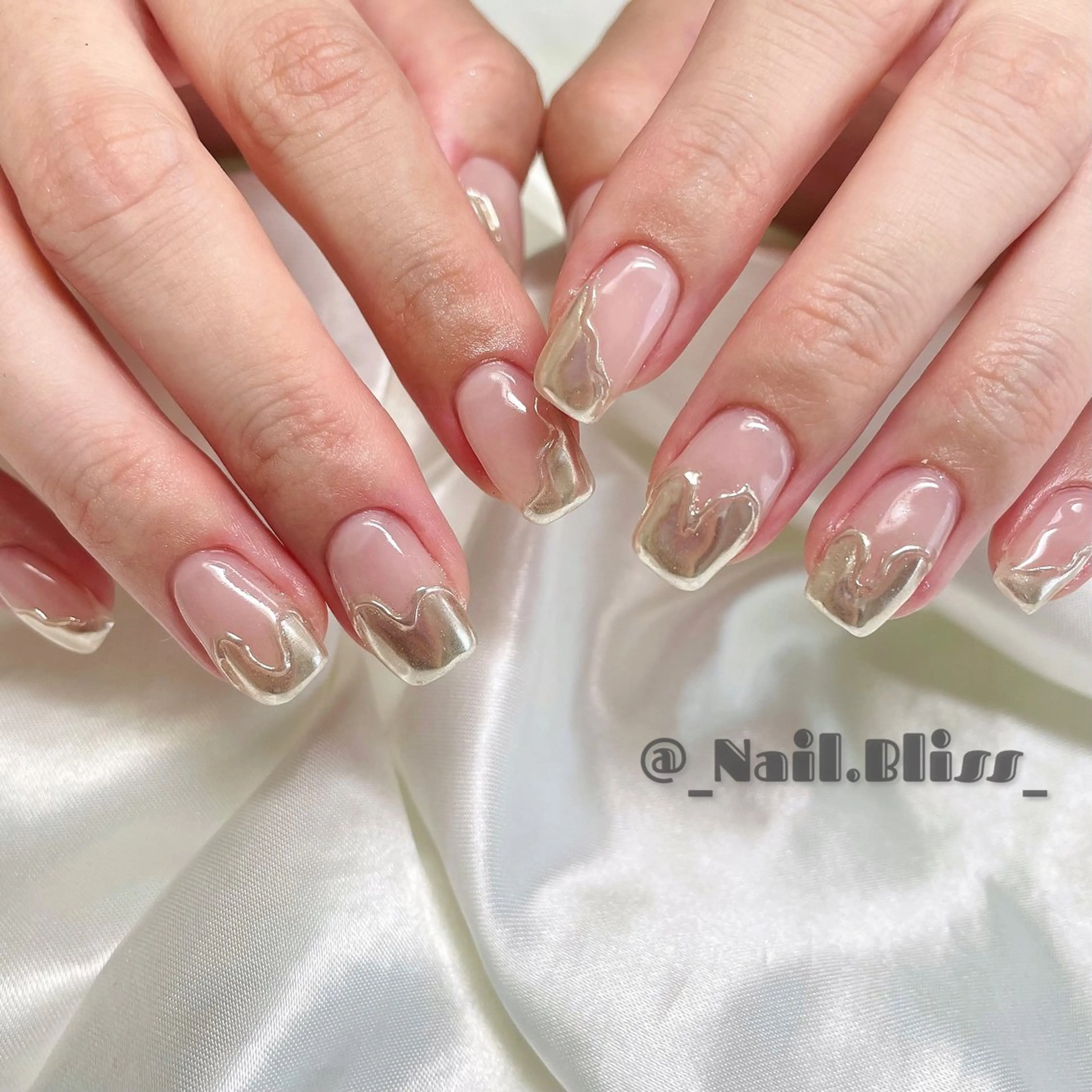 ネイル ミラーネイル ハンドネイル NAIL BLISSのネイルデザイン
