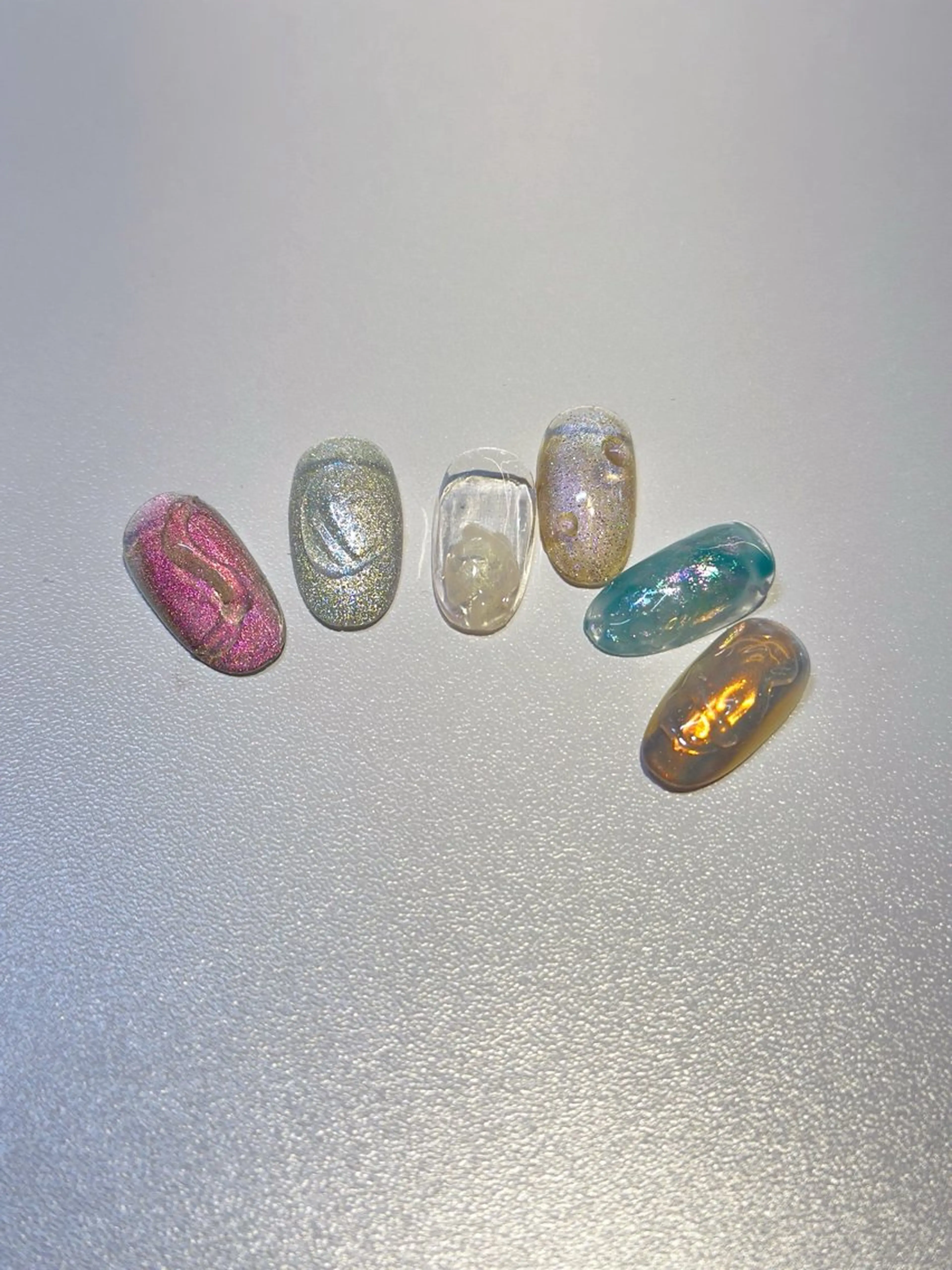 ネイル 氷ネイル・うるうるネイル ぷっくりネイル 西田 花音のネイルデザイン