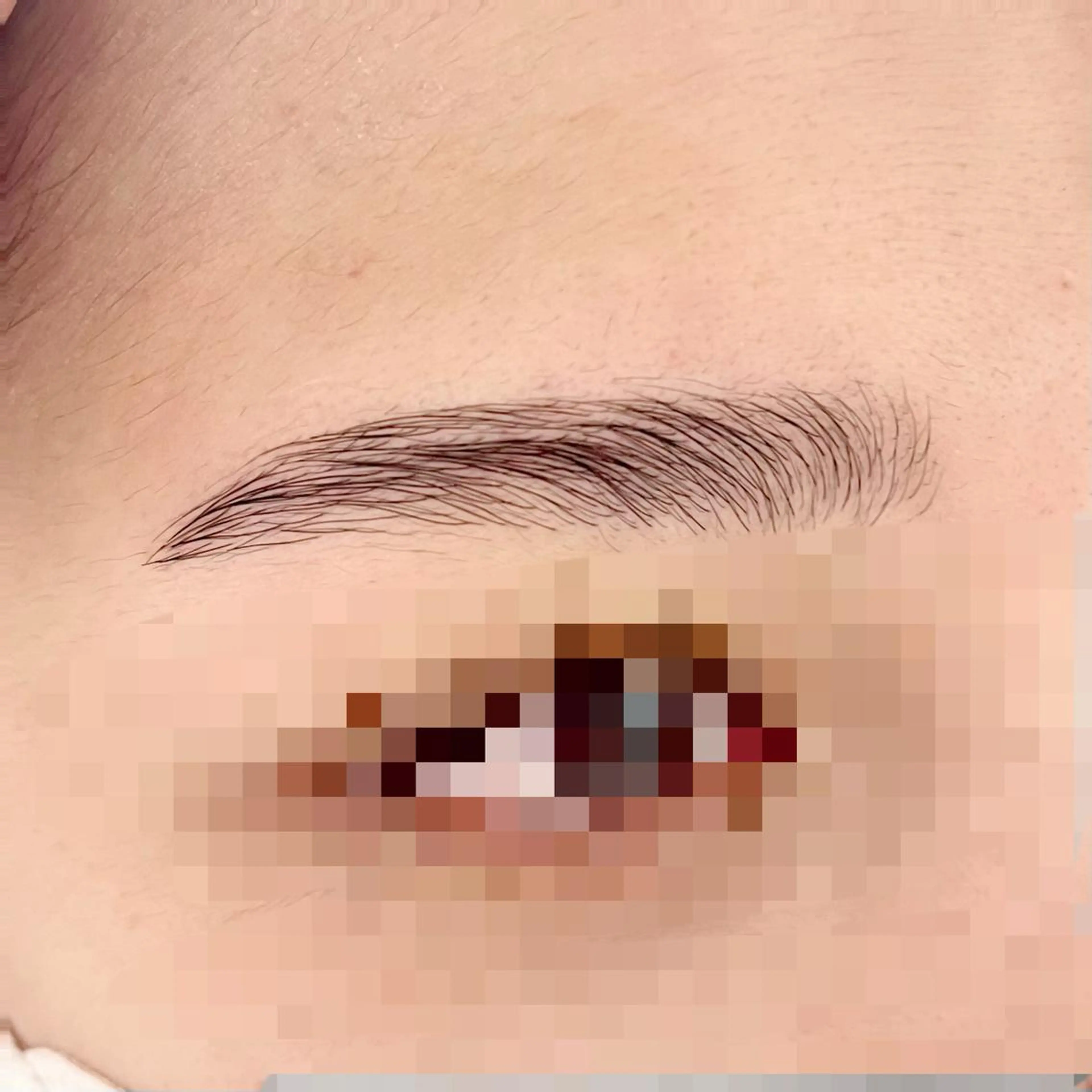 アイブロウ ハリウッドブロウリフト 松原 菜々子のマツエク・マツパデザイン