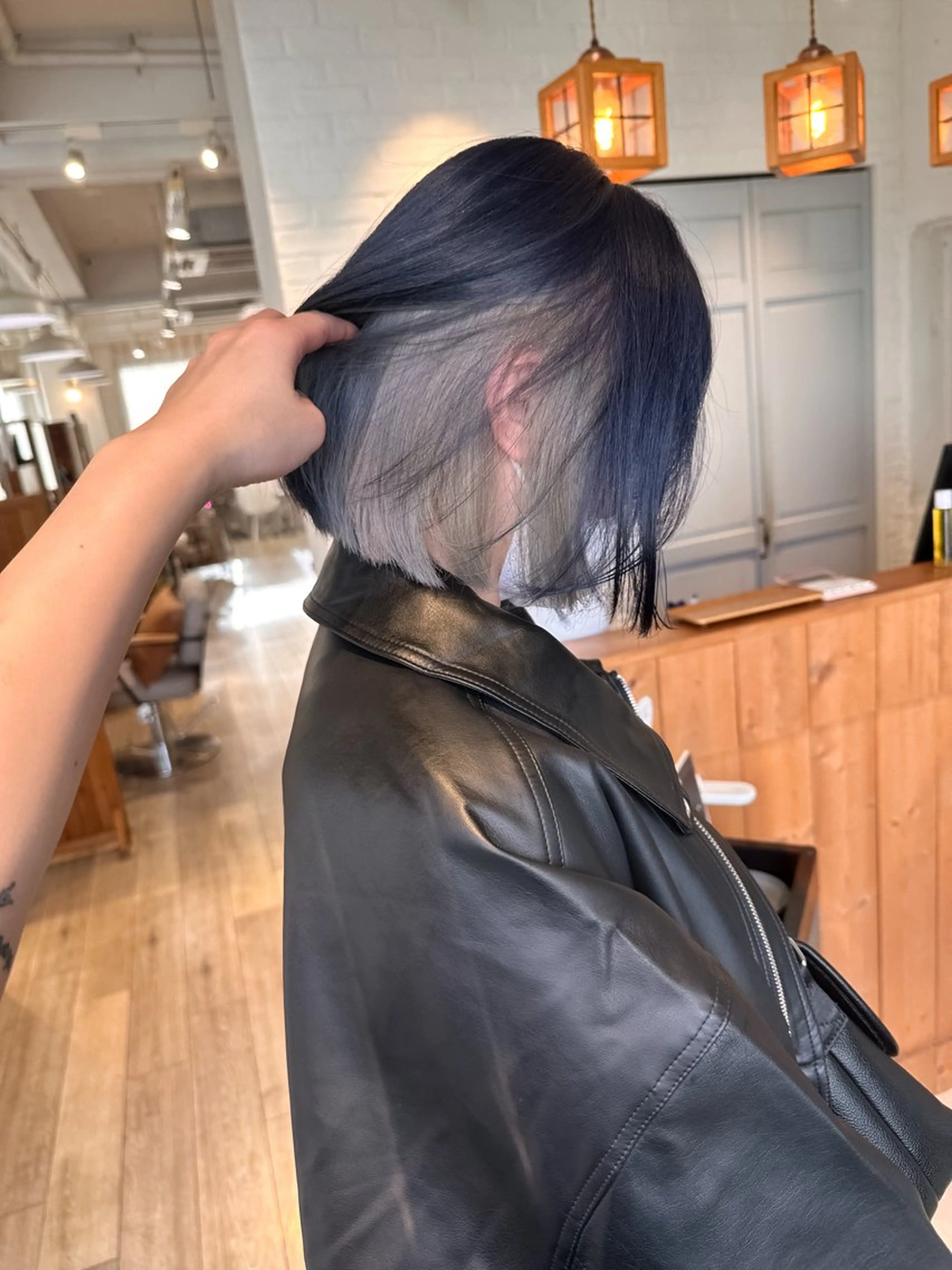 ミディアム カラー カット ヘアカラー トリートメント peg.hair所属・ブリーチカラー🫧 森　凪沙のヘアスタイル