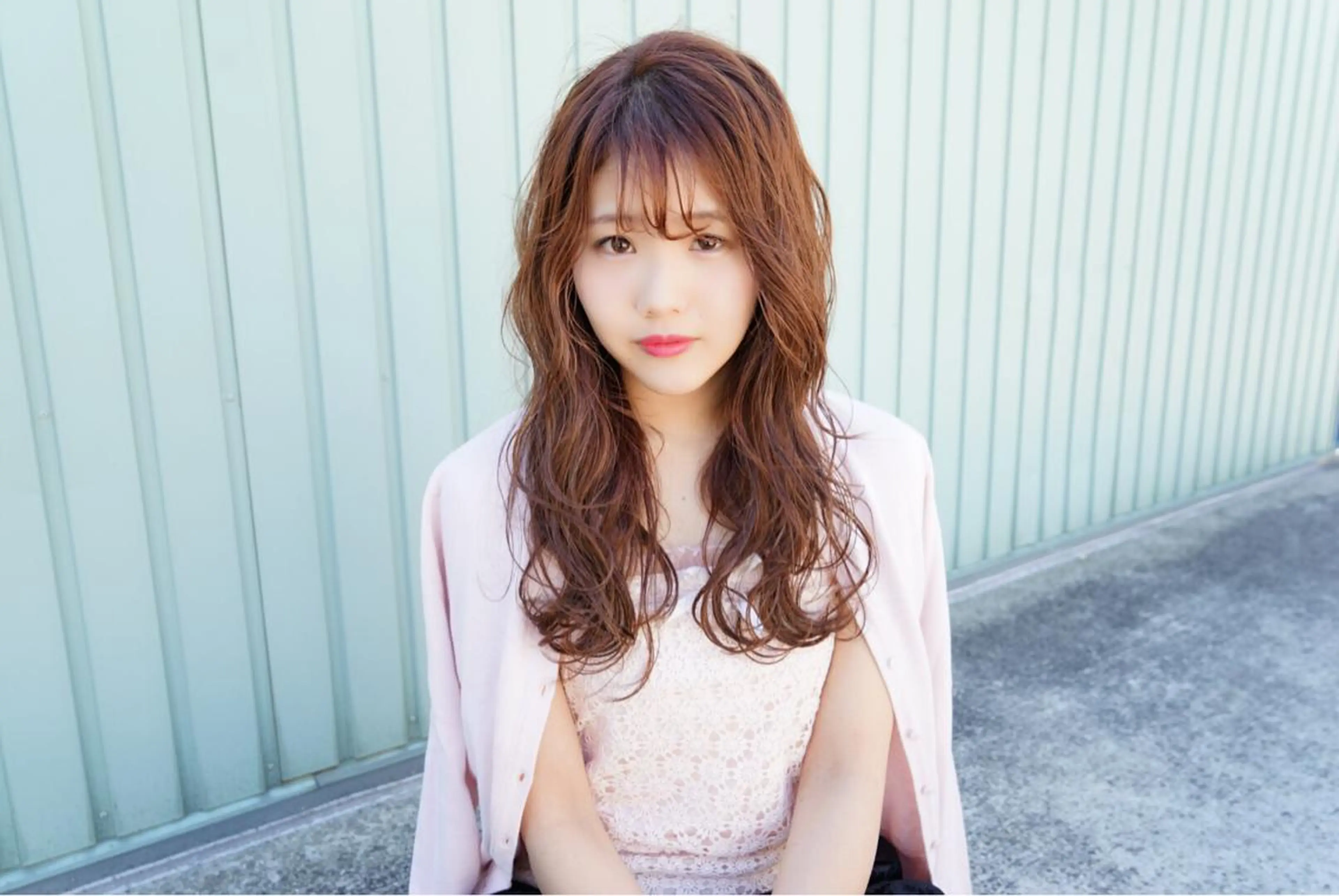 ロング 加藤 あやみのヘアスタイル