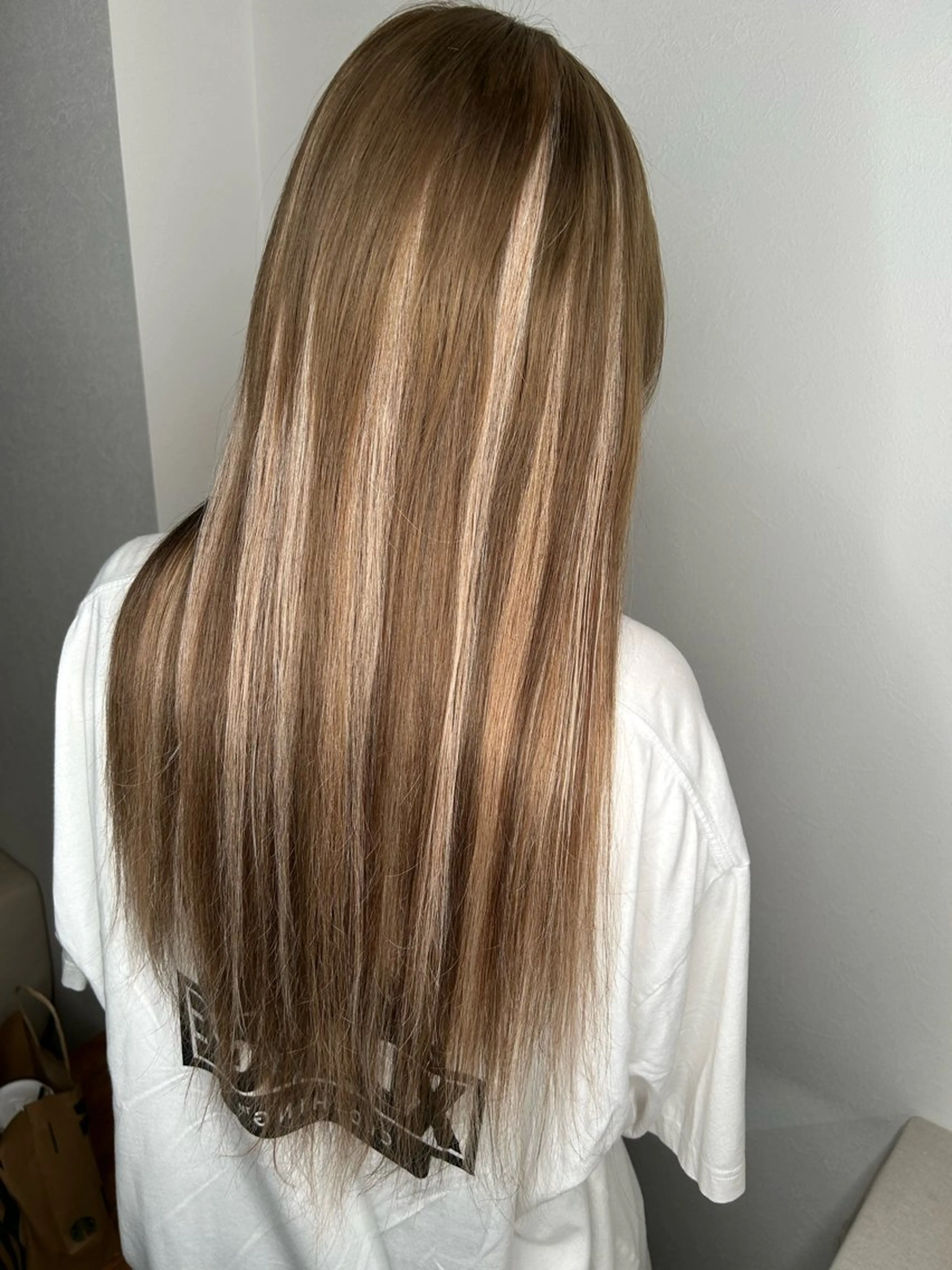 ロング カラー シールエクステ ブリーチ エクステ ヘアカラー エクステ 今村公介 ブリーチ特化、派手髪のヘアスタイル