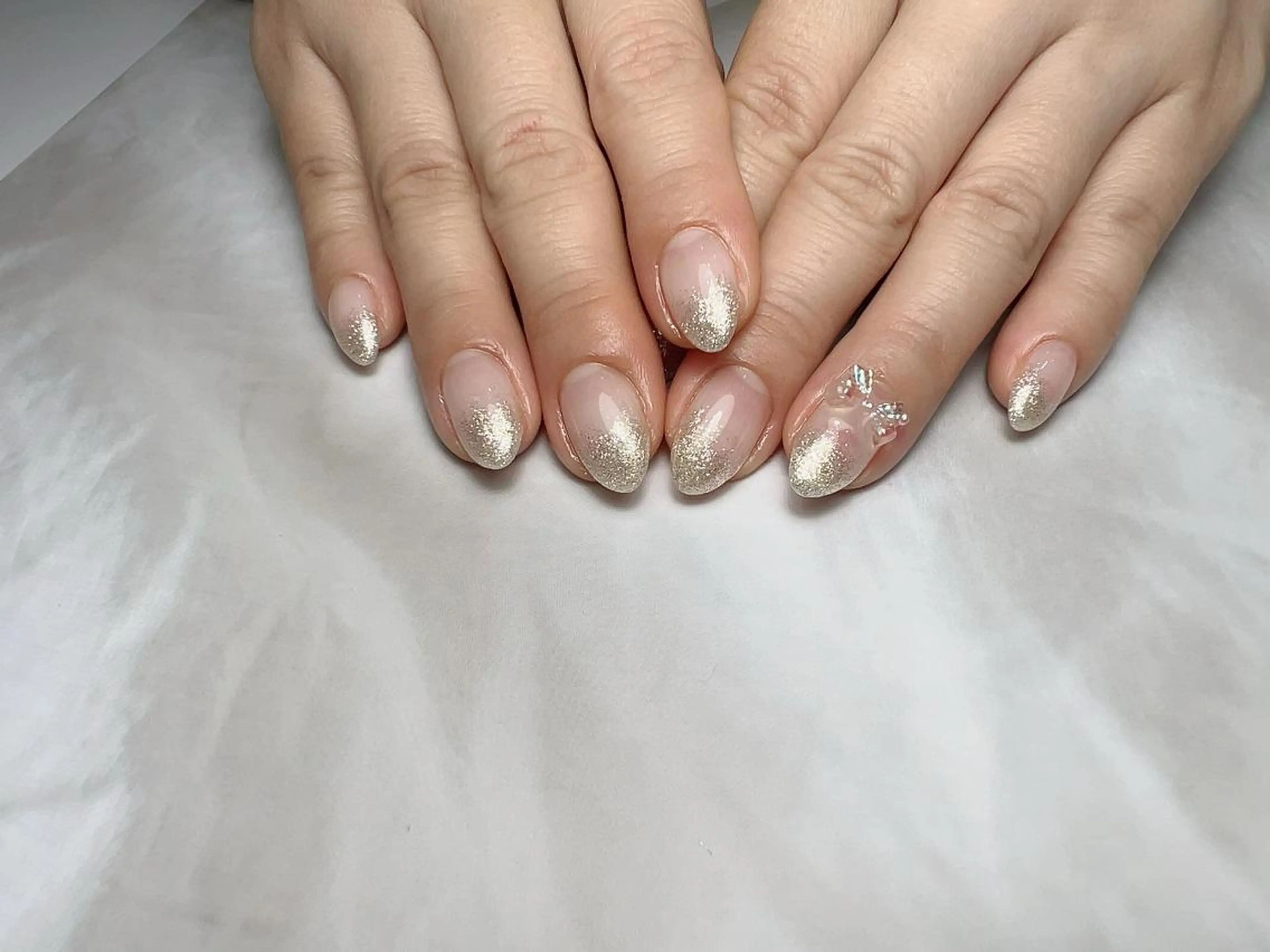 ネイル 𝐑𝐞𝐯𝐢𝐨 ___堺市西区のマツエク・マツパデザイン