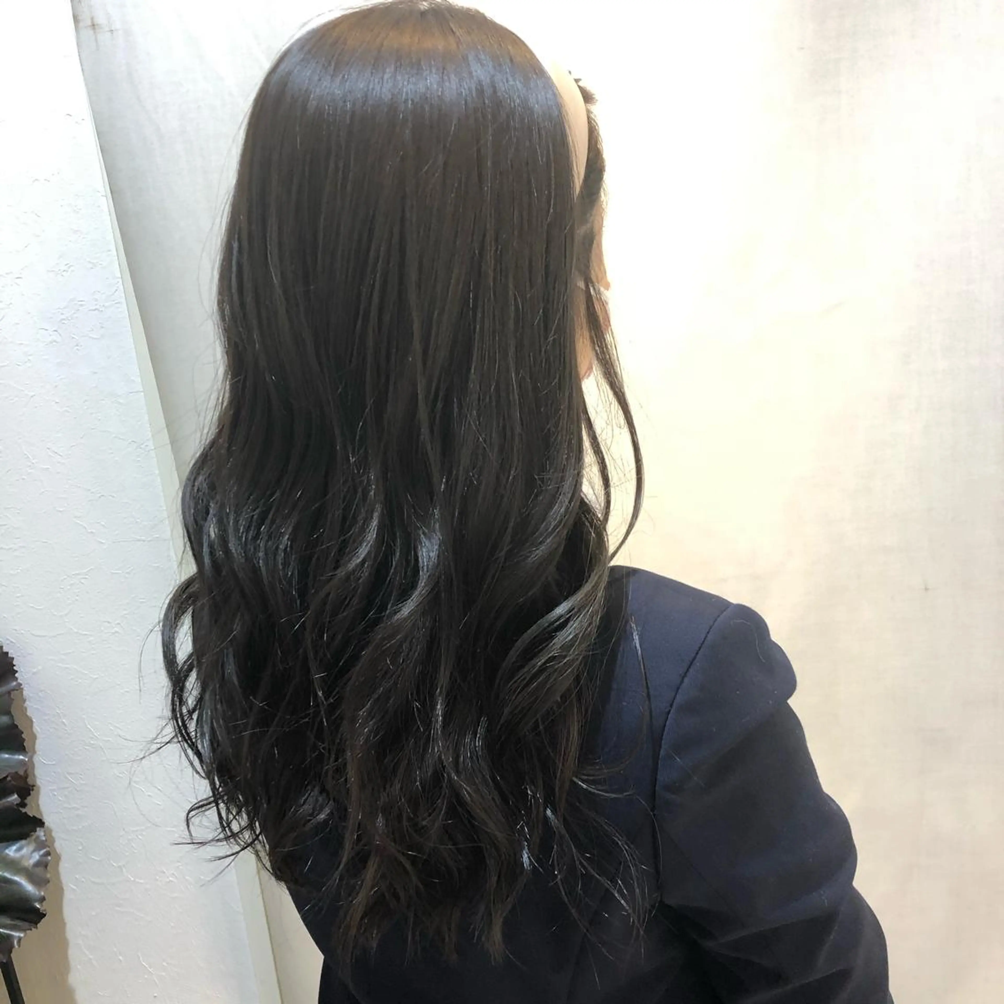 ロング 鶴﨑 美優亜のヘアスタイル