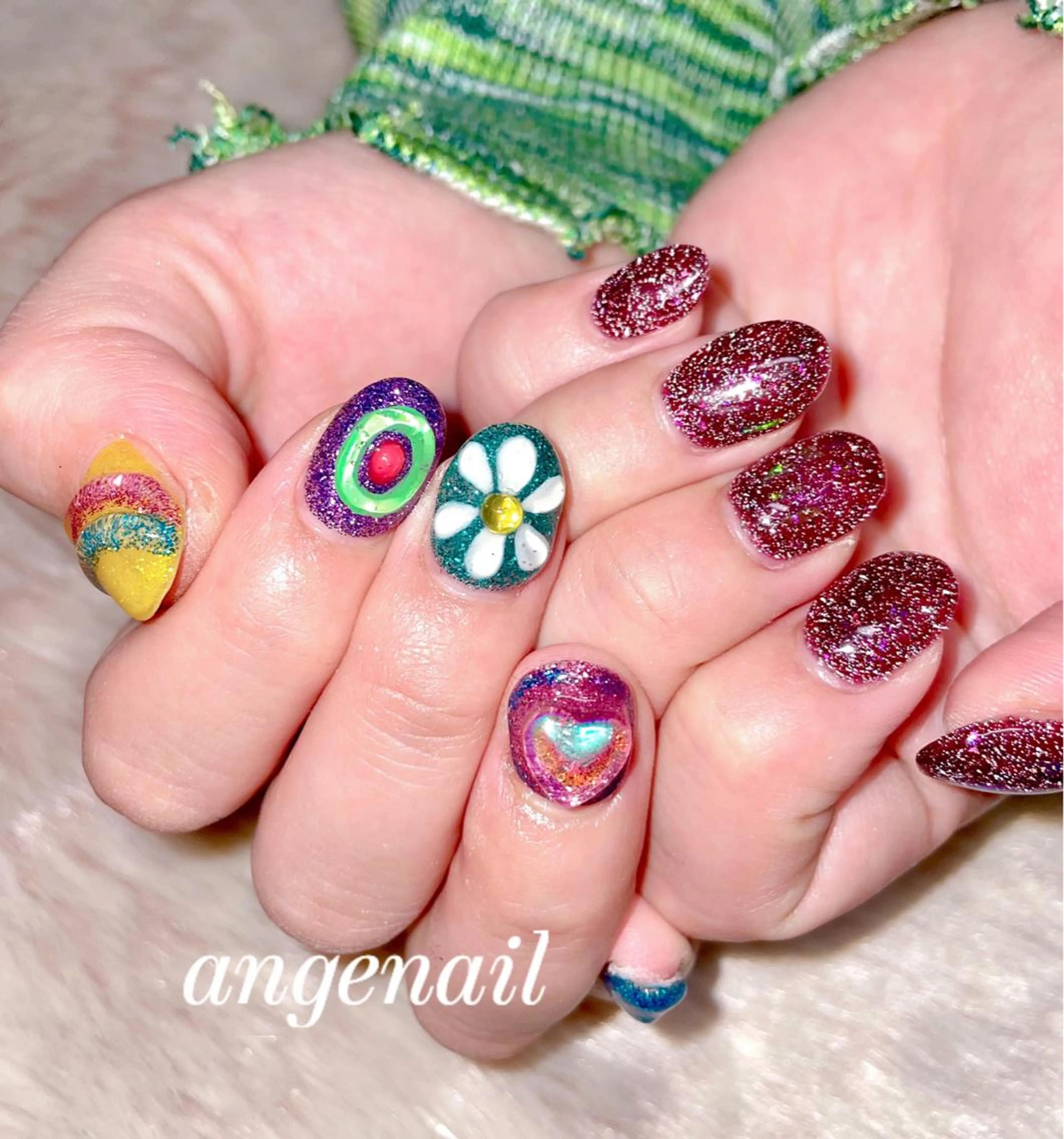 ネイル ハンドネイル オーナーネイリスト MAKIのネイルデザイン