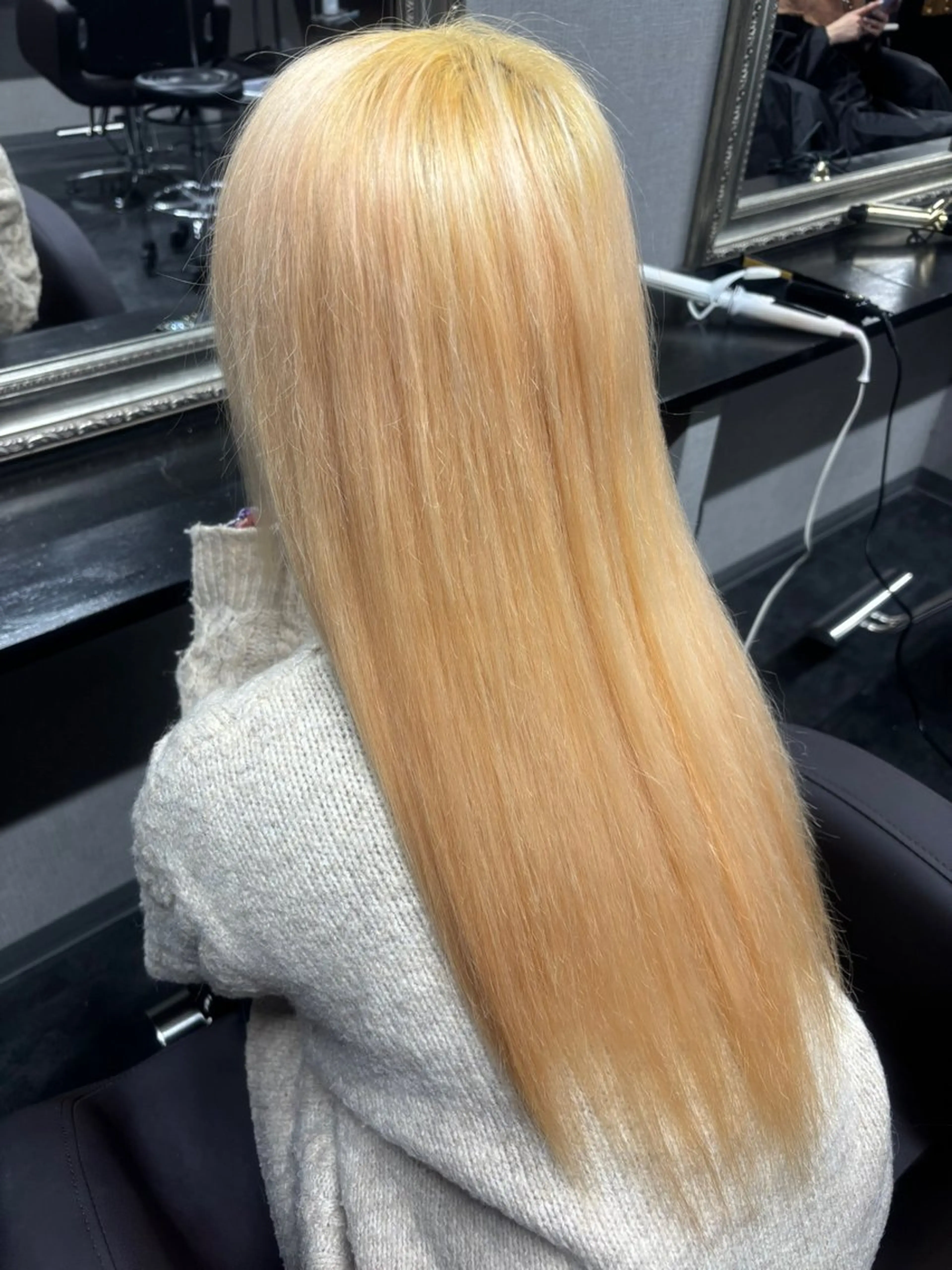 ✨人気Ｎｏ．3✨フルブリーチ＋フルカラー　💰9900円の写真