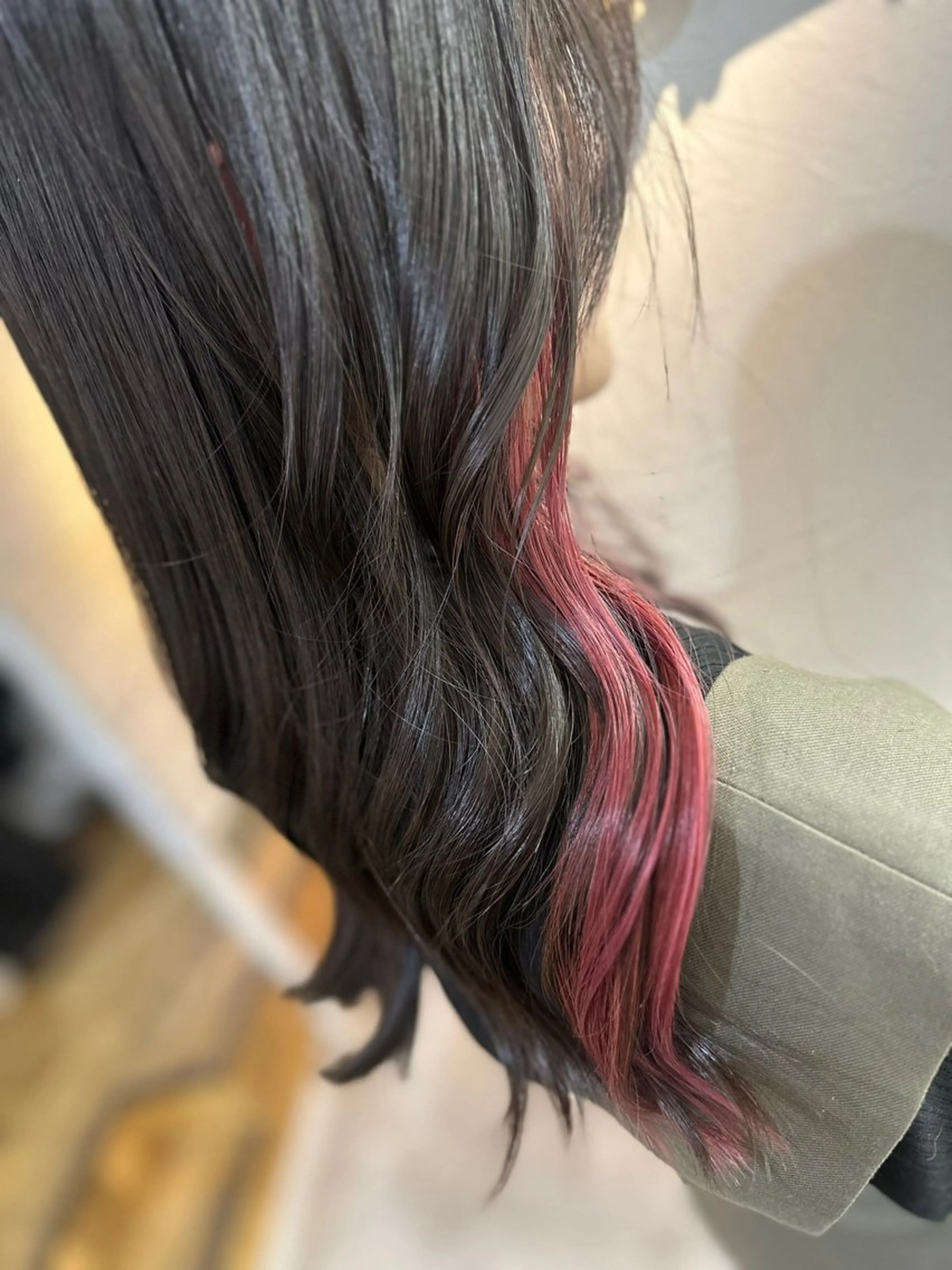 ロング カラー ヘアカラー 大潮 梨奈のヘアスタイル