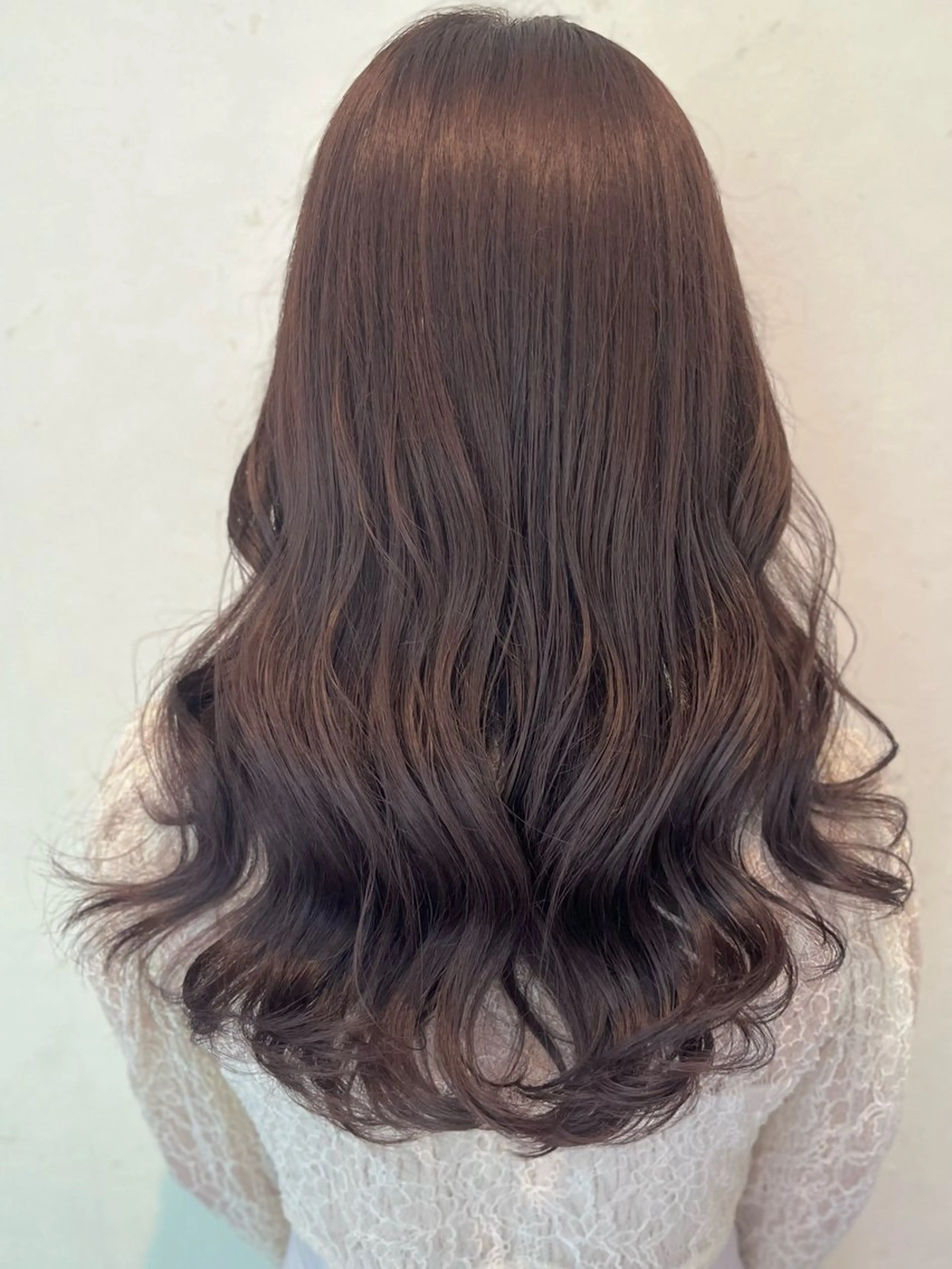 ロング カラー 伊藤 さやかのヘアスタイル