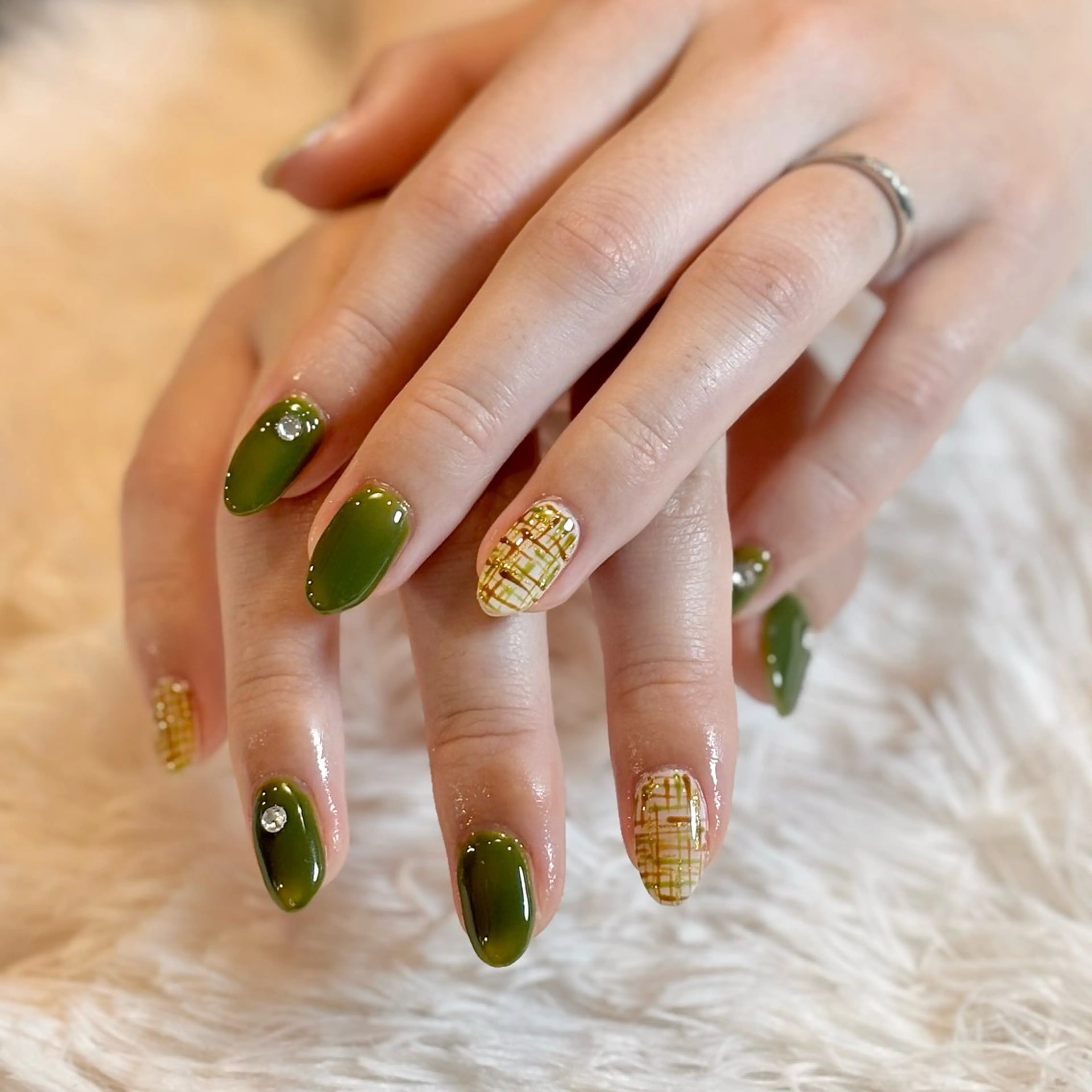 ネイル ハンドネイル Lelole 🫧マグネット🫧のネイルデザイン