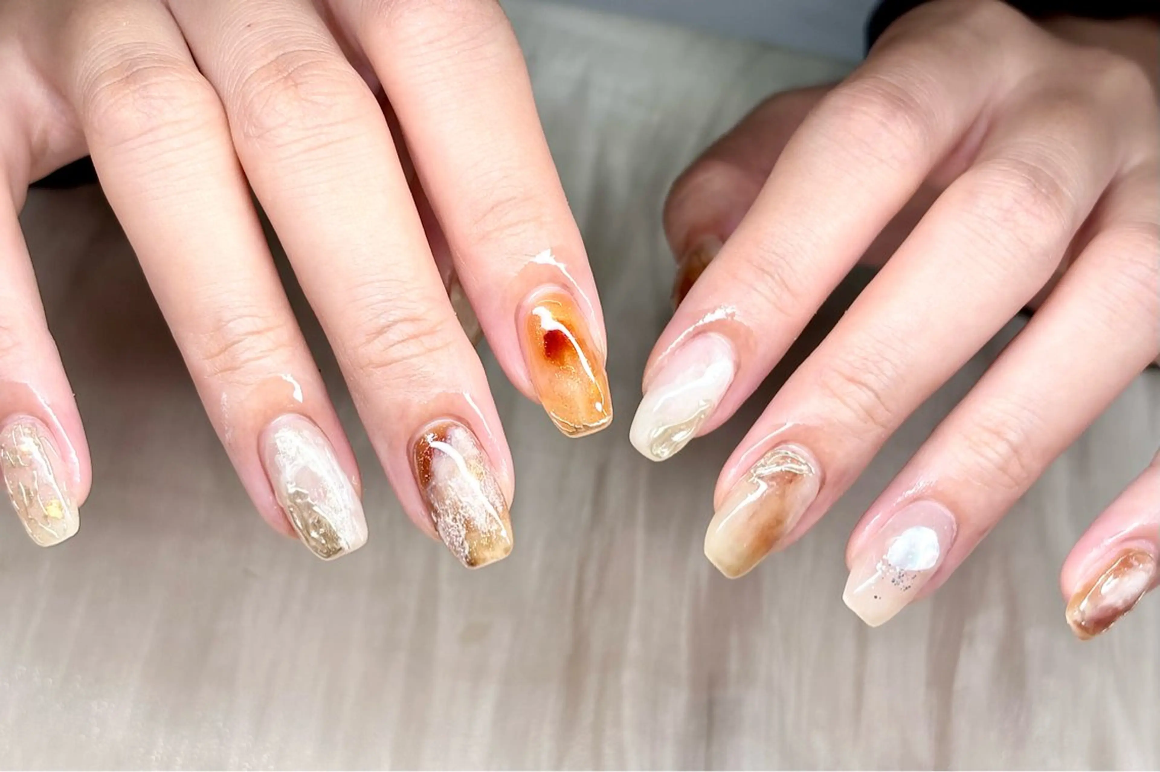 ネイル 持ち込み ニュアンスネイル ETE LUNA NAILのネイルデザイン