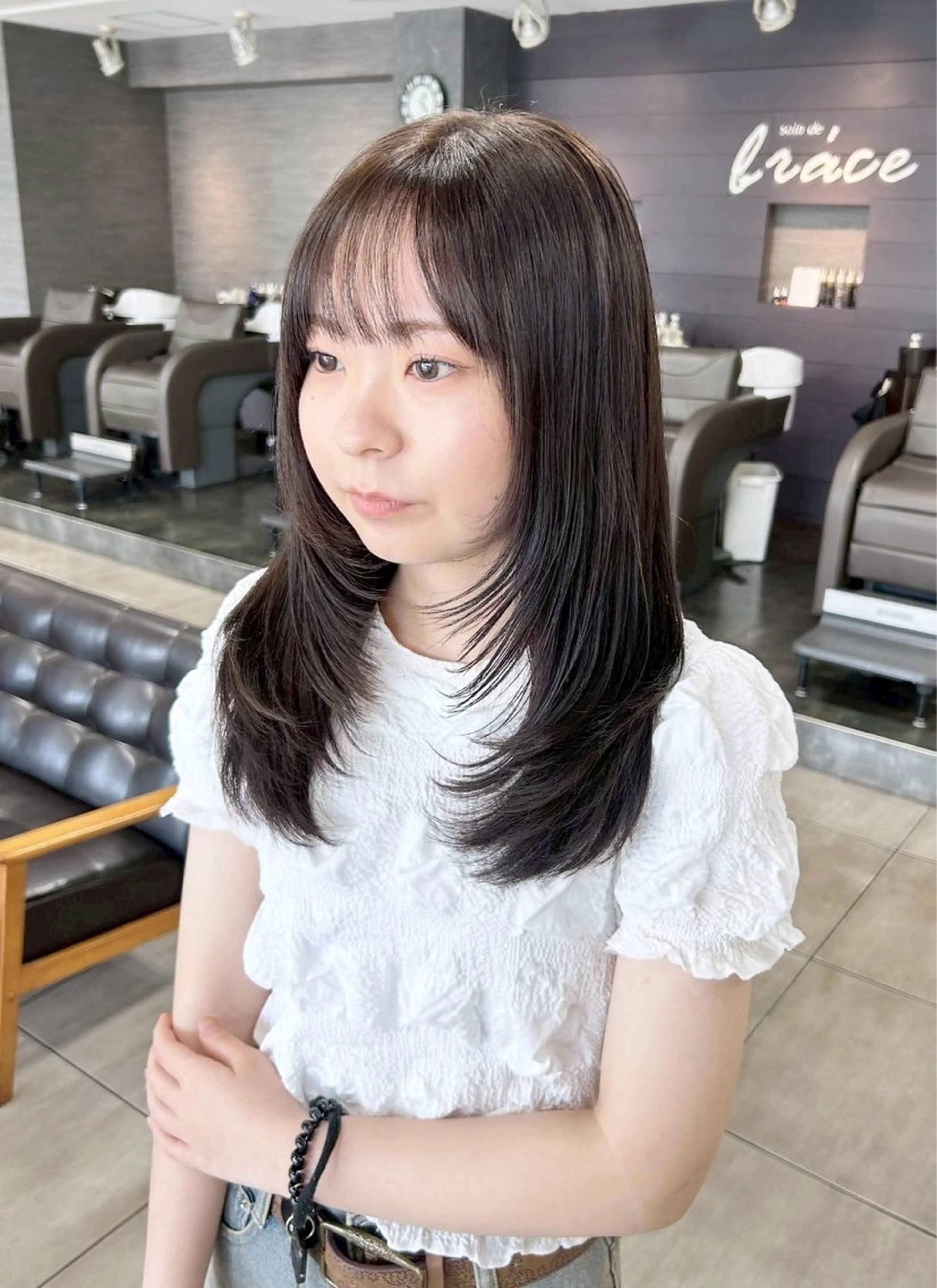 セミロング レイヤーカット カット ヘアカラー 🫧艶髪カラー🫧 森本くるみのヘアスタイル