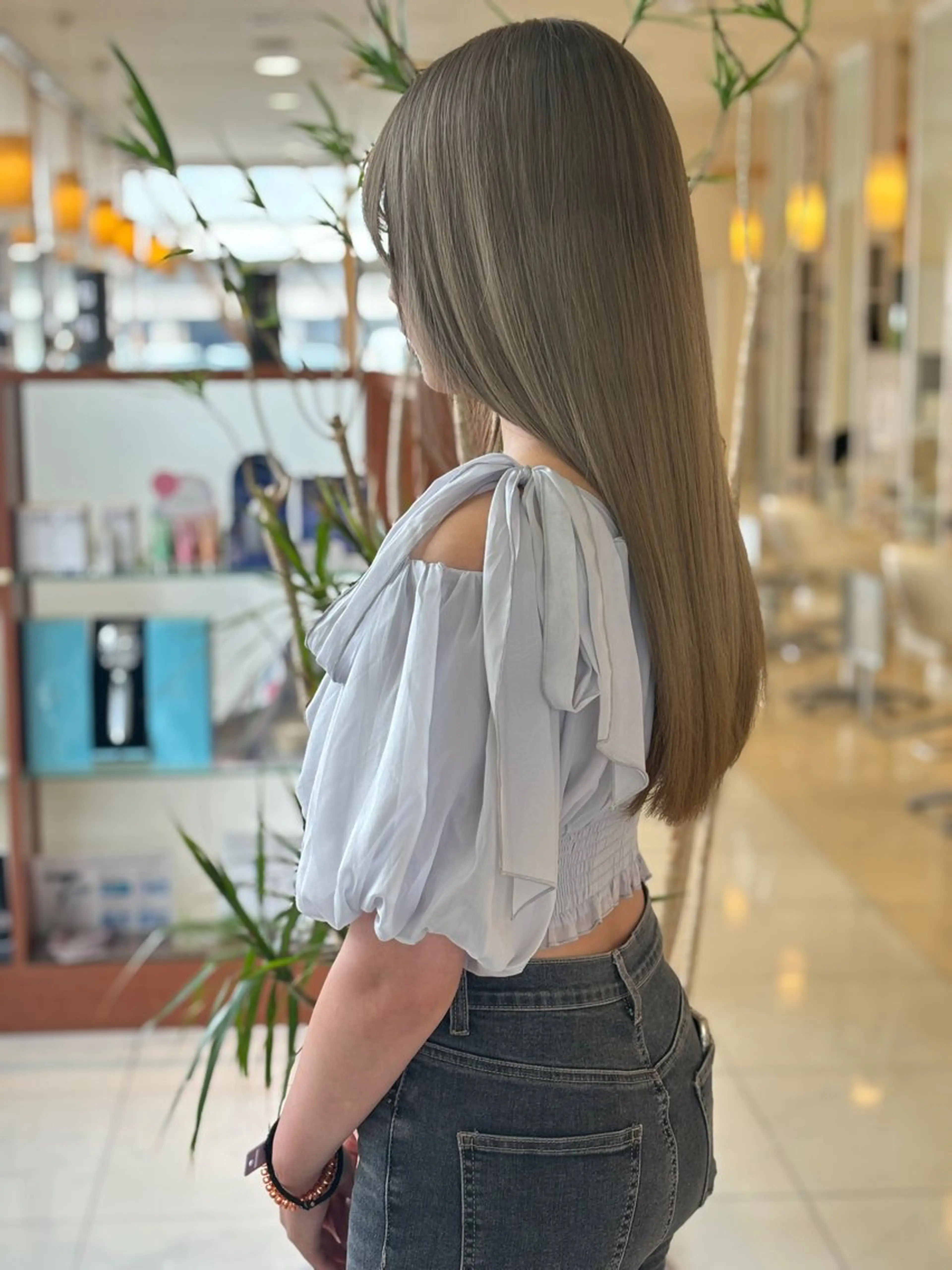 カラー ブリーチ 髪質改善 ヘアカラー トリートメント 💖透明感カラー 板倉百花💖のヘアスタイル