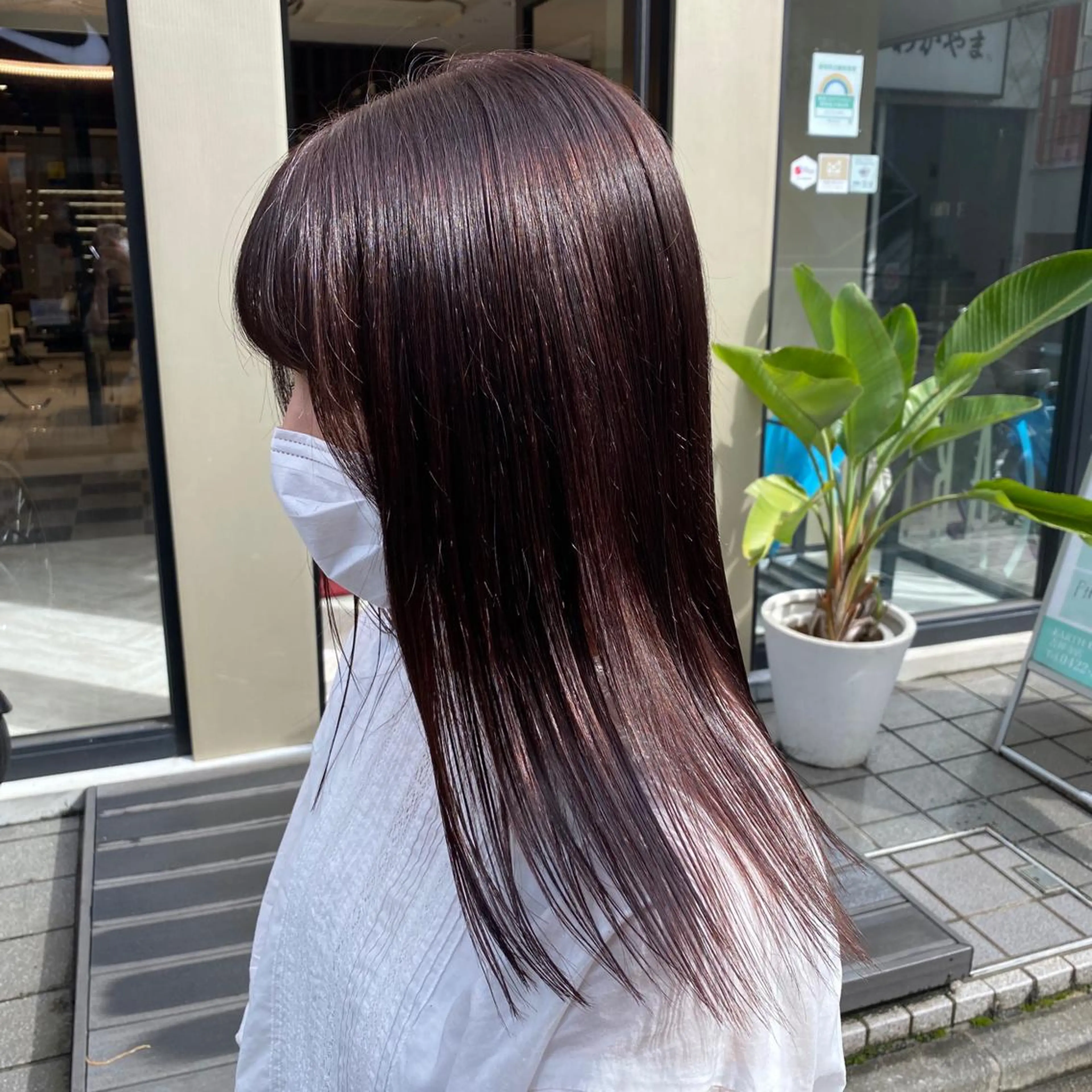 セミロング カラー かりん 🤍のヘアスタイル