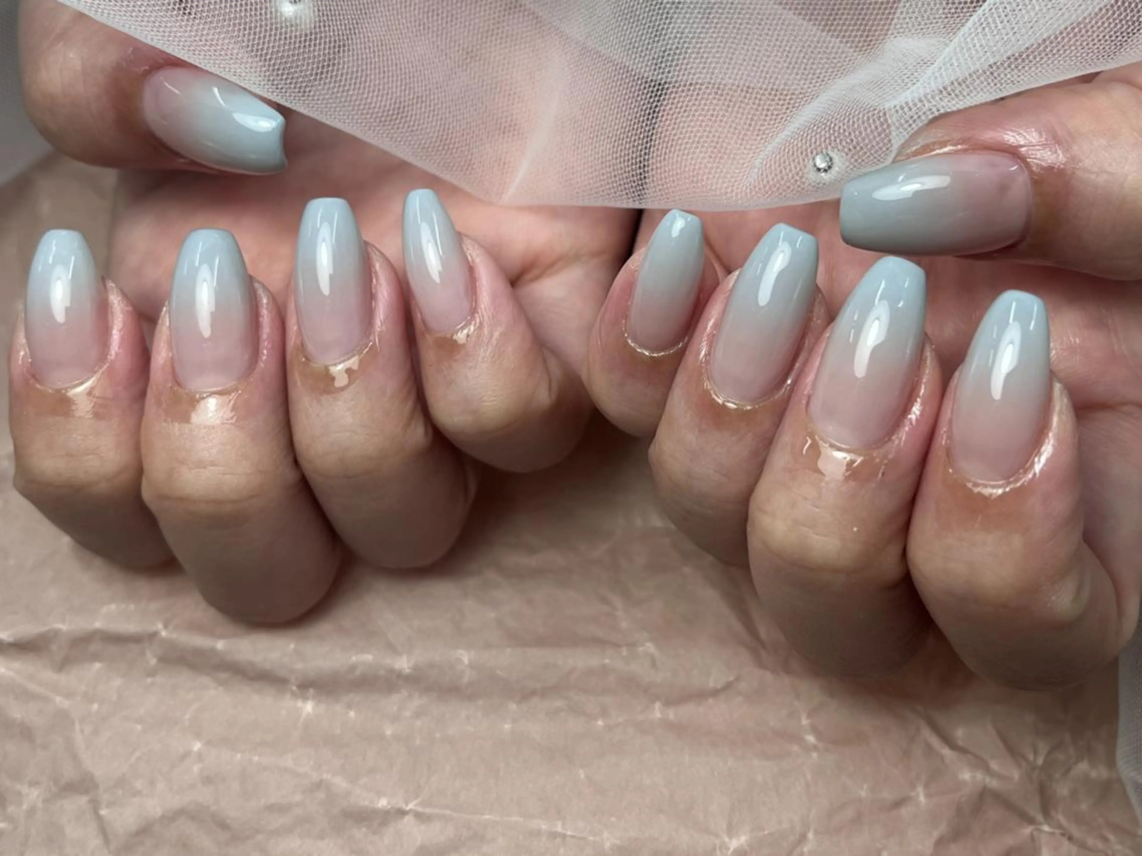 ネイル ブルー グラデーション シンプルネイル ハンドネイル ハンドケア ToliyDeliy Nail Salonのネイルデザイン