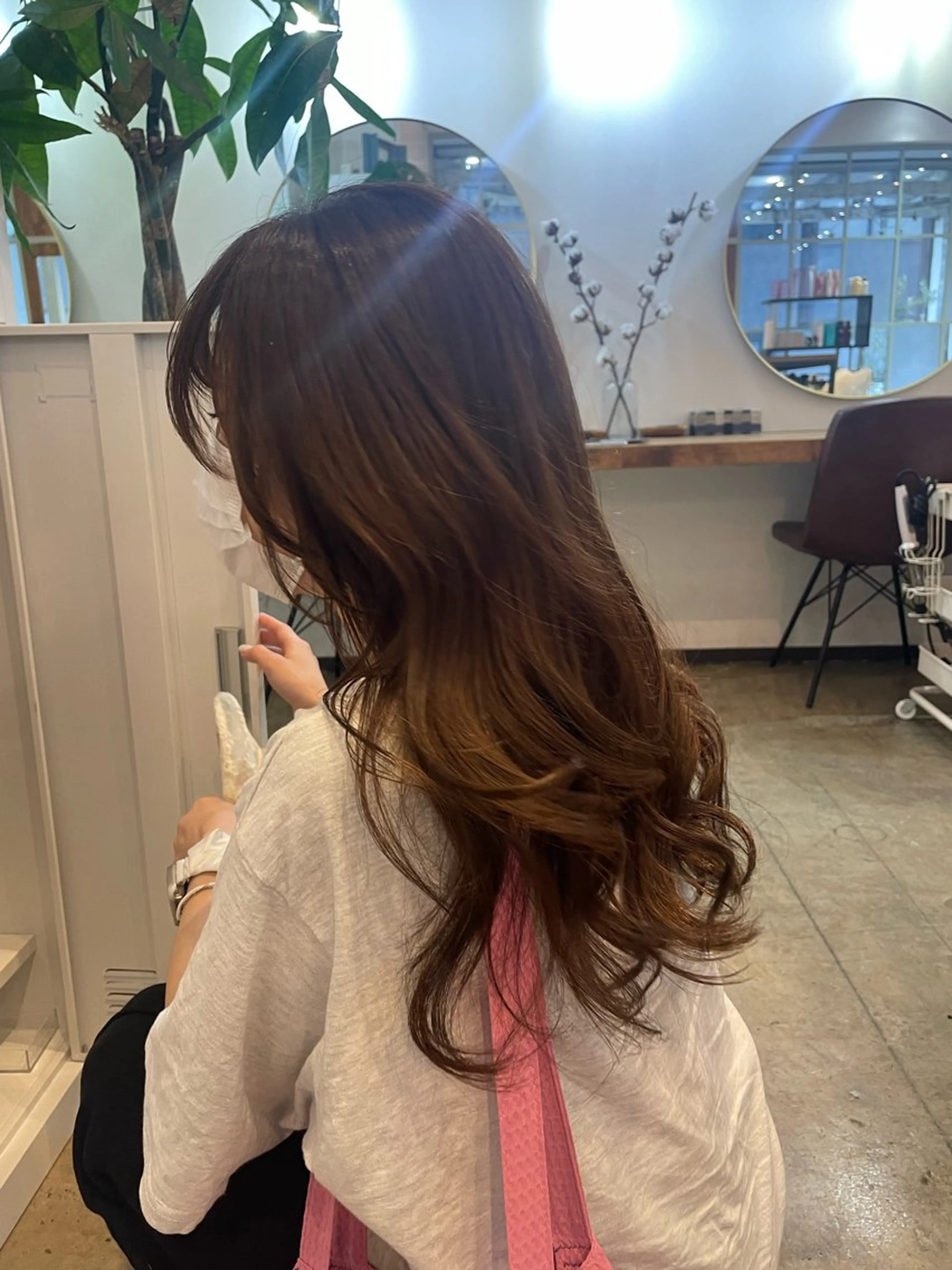 ロング カラー カット ヘアカラー トリートメント 【完全個室】髪質改善 暖色カラー/山崎唯奈のヘアスタイル