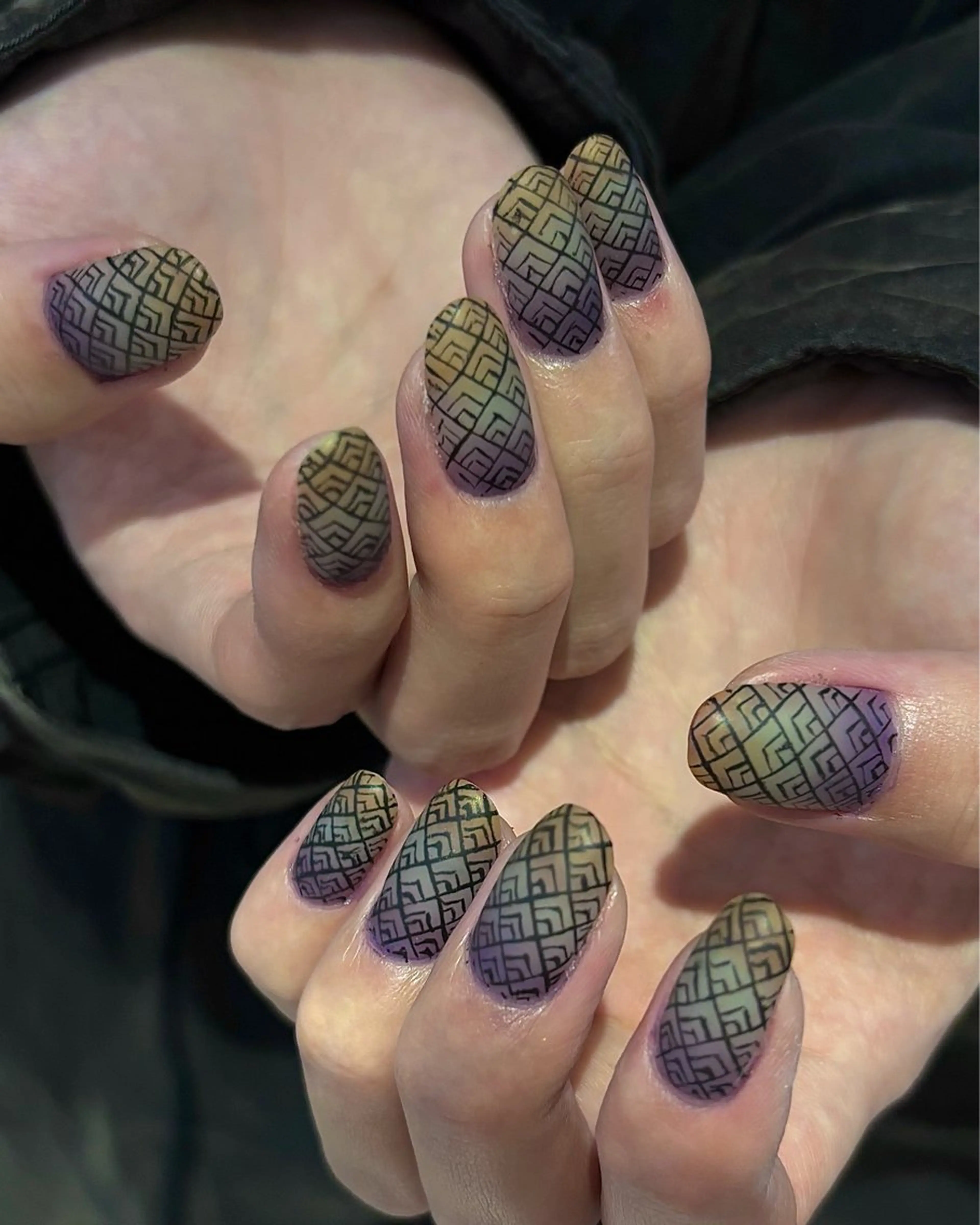 ネイル ハンドネイル 🪐富島彩夏 /海外nail🪐のネイルデザイン