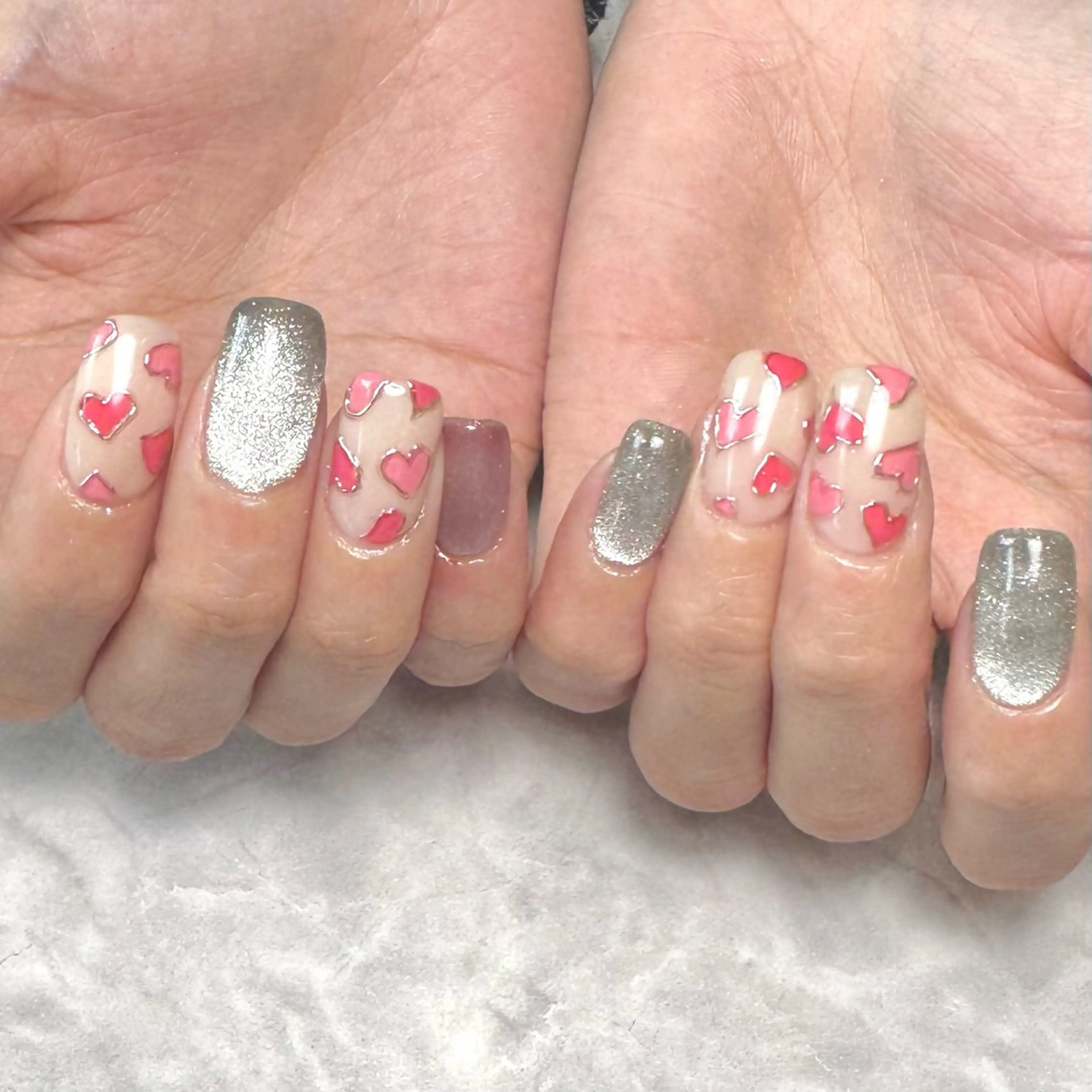 ネイル ガーリー ハート キラキラネイル マグネットネイル ミラーネイル ハンドネイル lillion karenのネイルデザイン