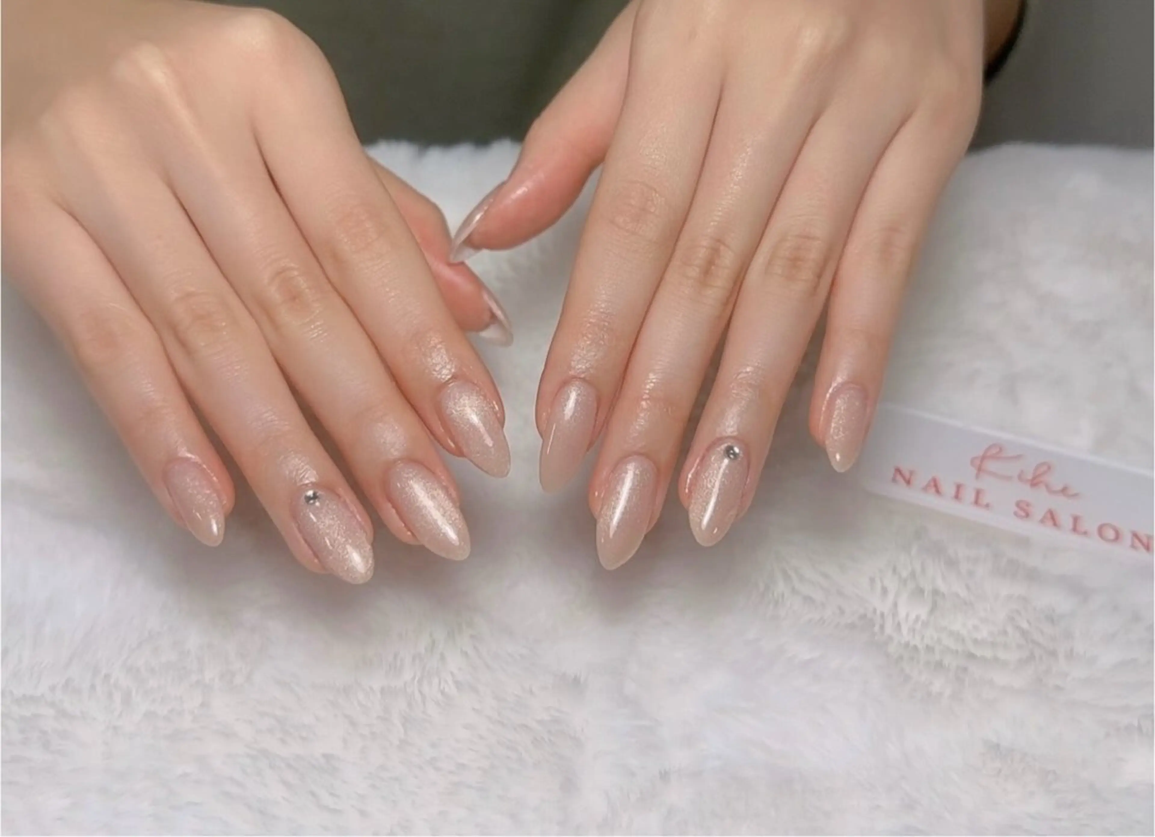 ネイル ハンドネイル 小林 あゆみのネイルデザイン