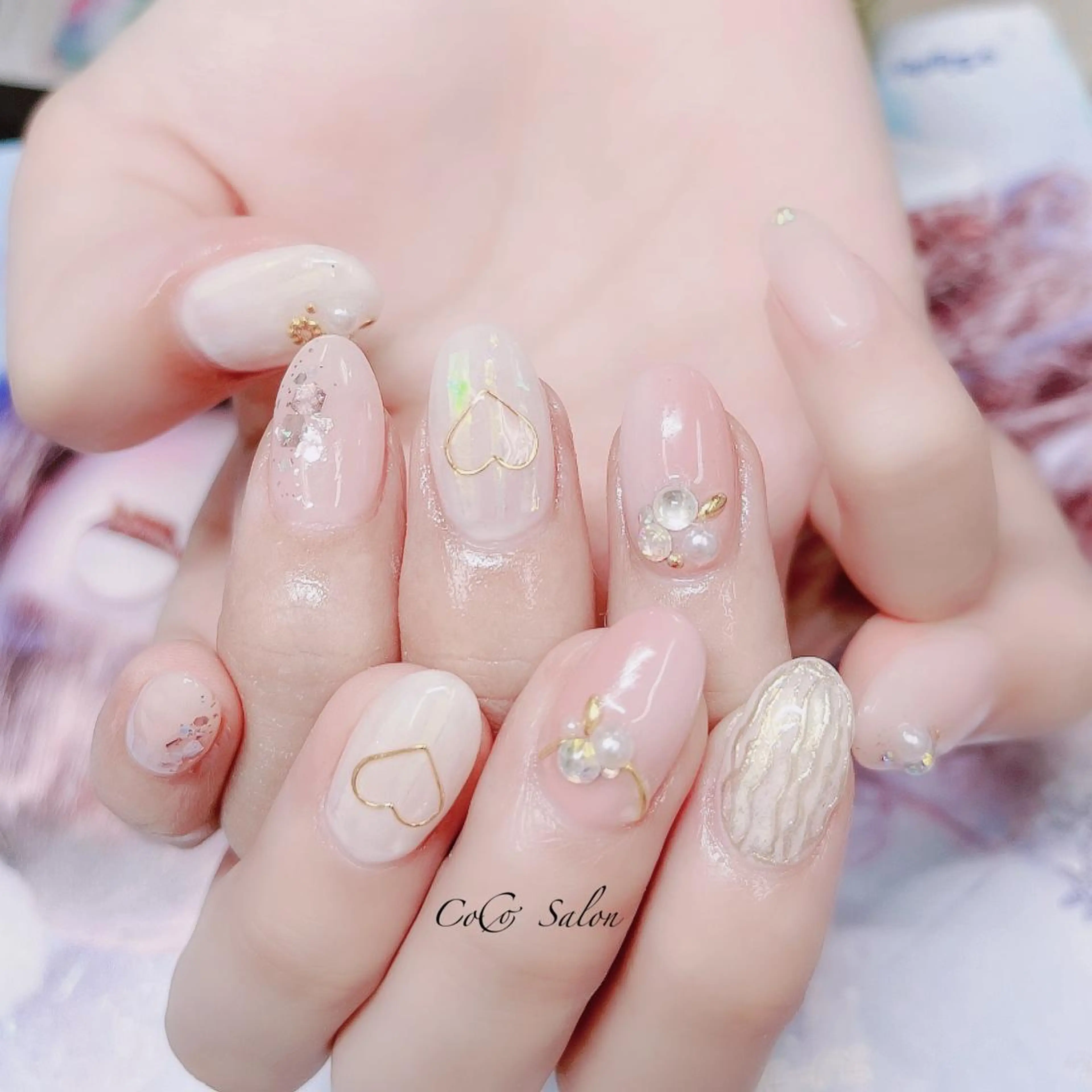 ネイル 成人式 長さ出し ジェルネイル グラデーション ホログラムネイル CoCoSalon ネイル/まつ毛予約のネイルデザイン