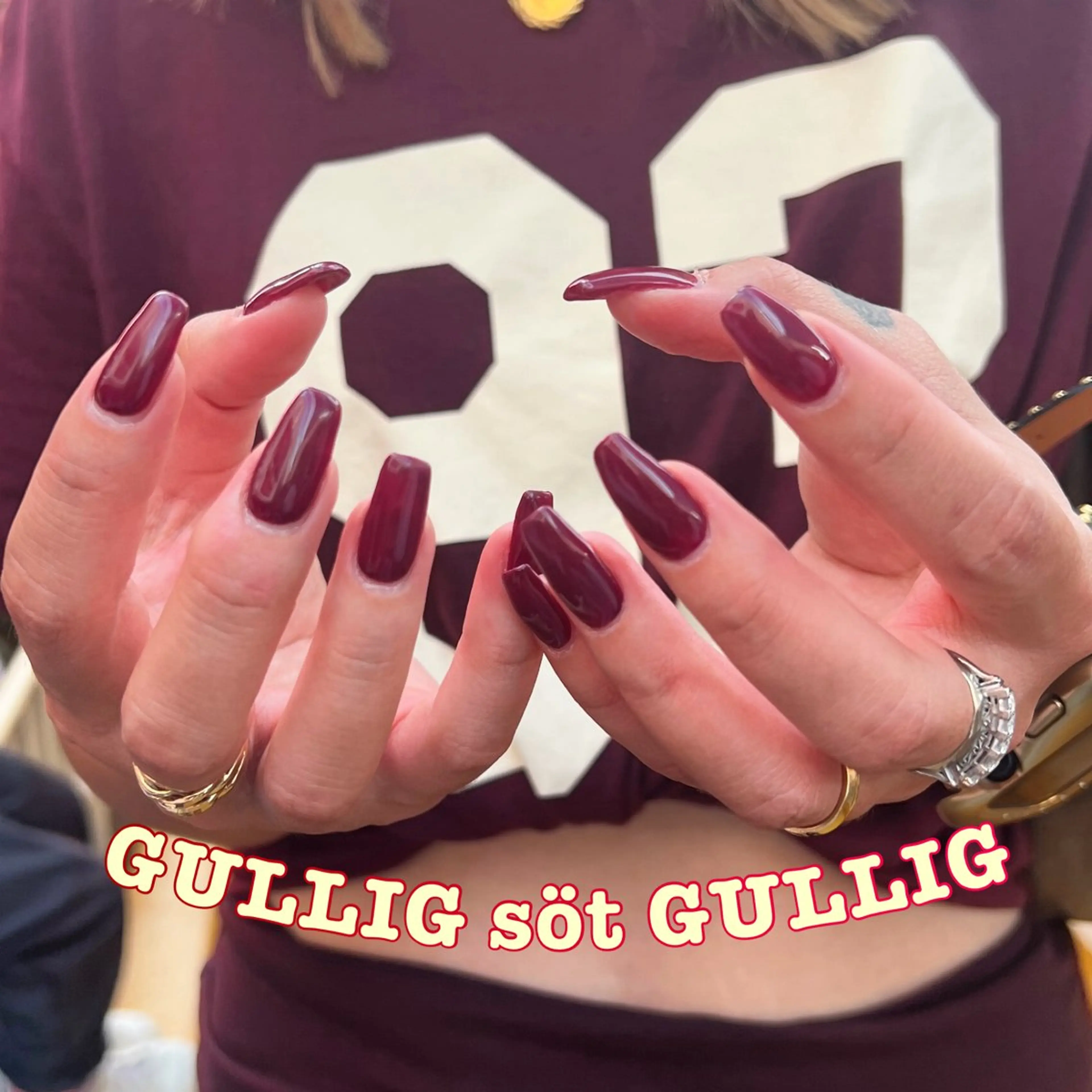 ネイル ハンドネイル GULLIG söt GULLIGのネイルデザイン