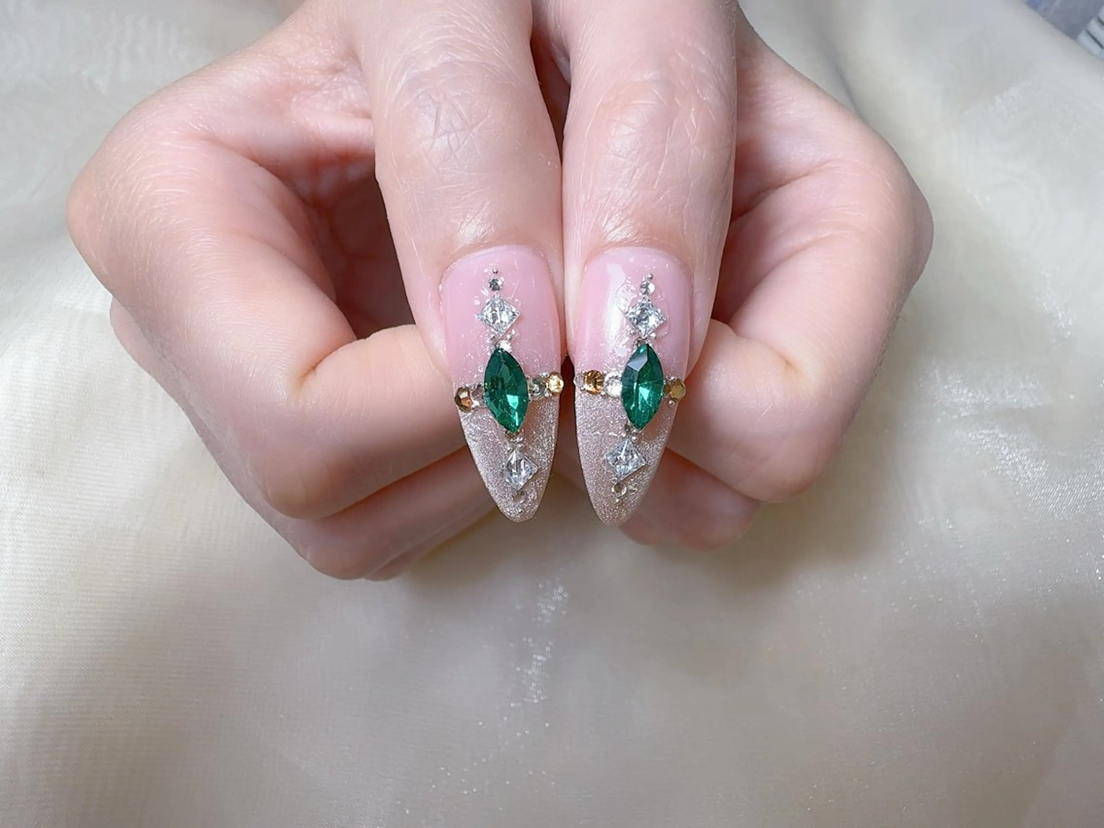 ネイル ネイルサロン ルミア Lumia 店長のネイルデザイン