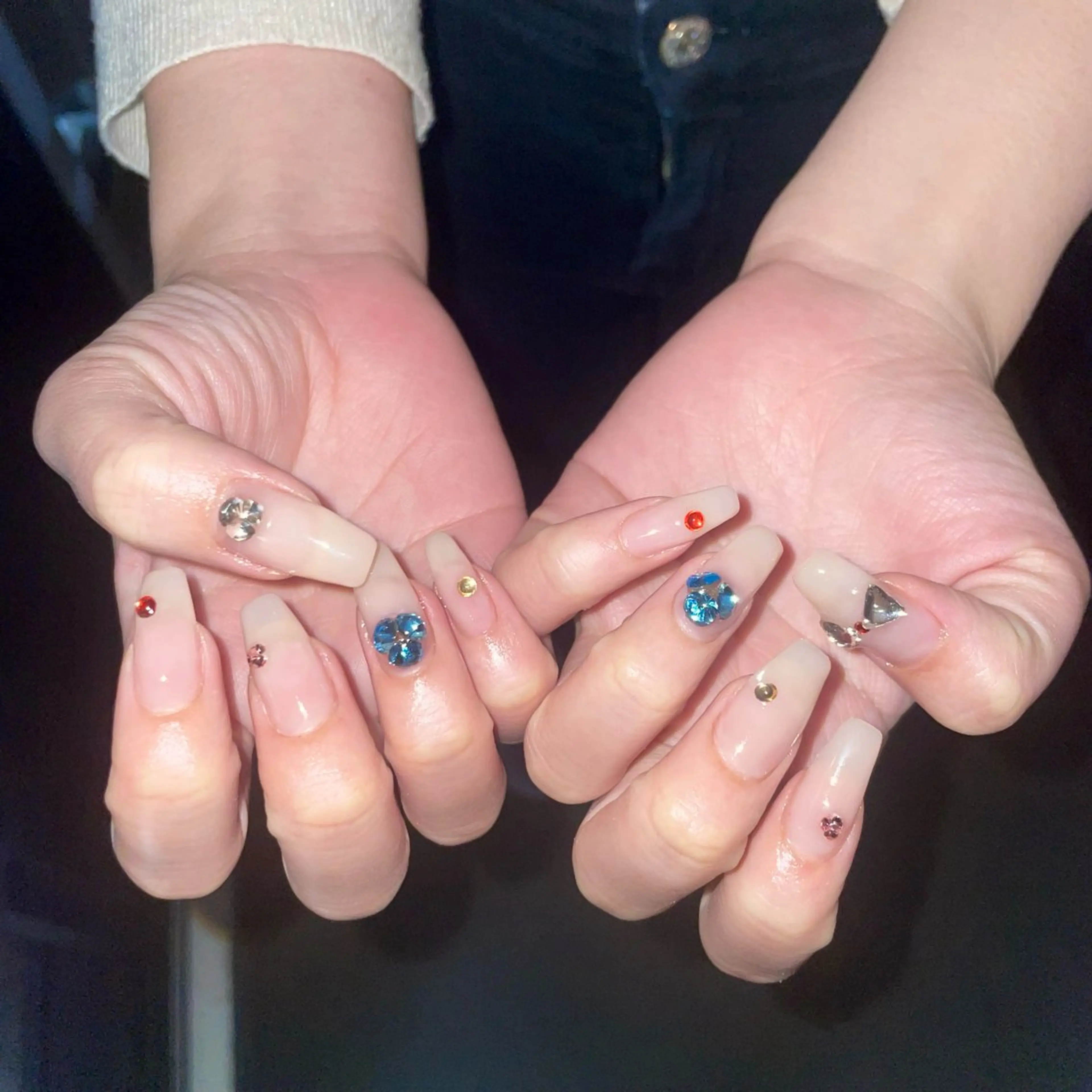 ネイル ハンドネイル Sii nail 🤍SAKIのネイルデザイン