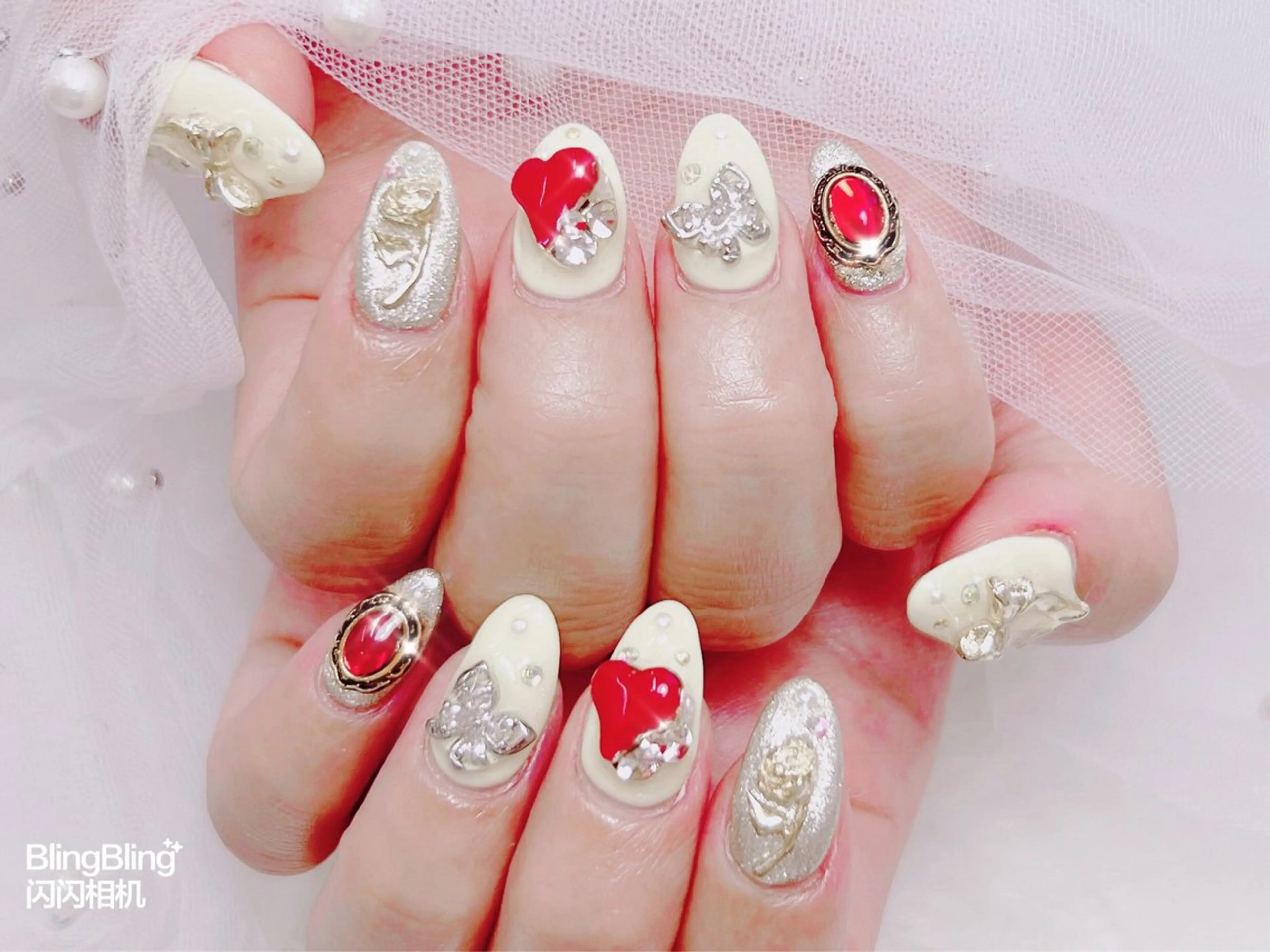 ネイル オーロラネイル チークネイル 長さ出し フットネイル フレンチネイル NaNa nailのネイルデザイン